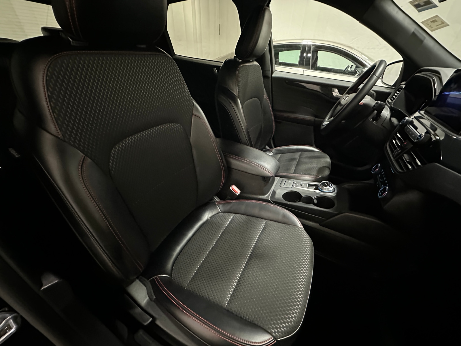 Thumbnail: 2024 Ford Escape - 2