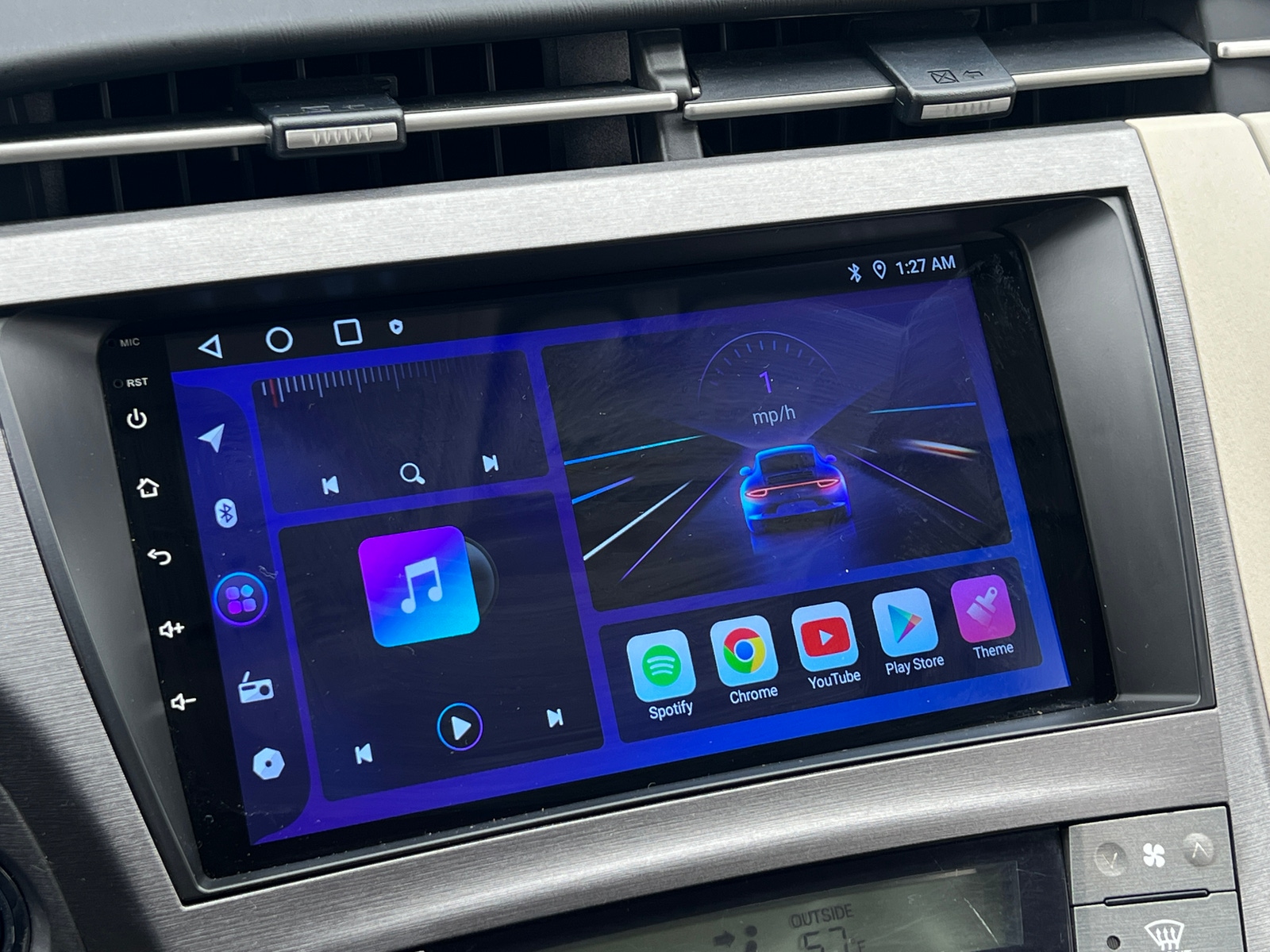 Thumbnail: 2012 Toyota Prius - 4