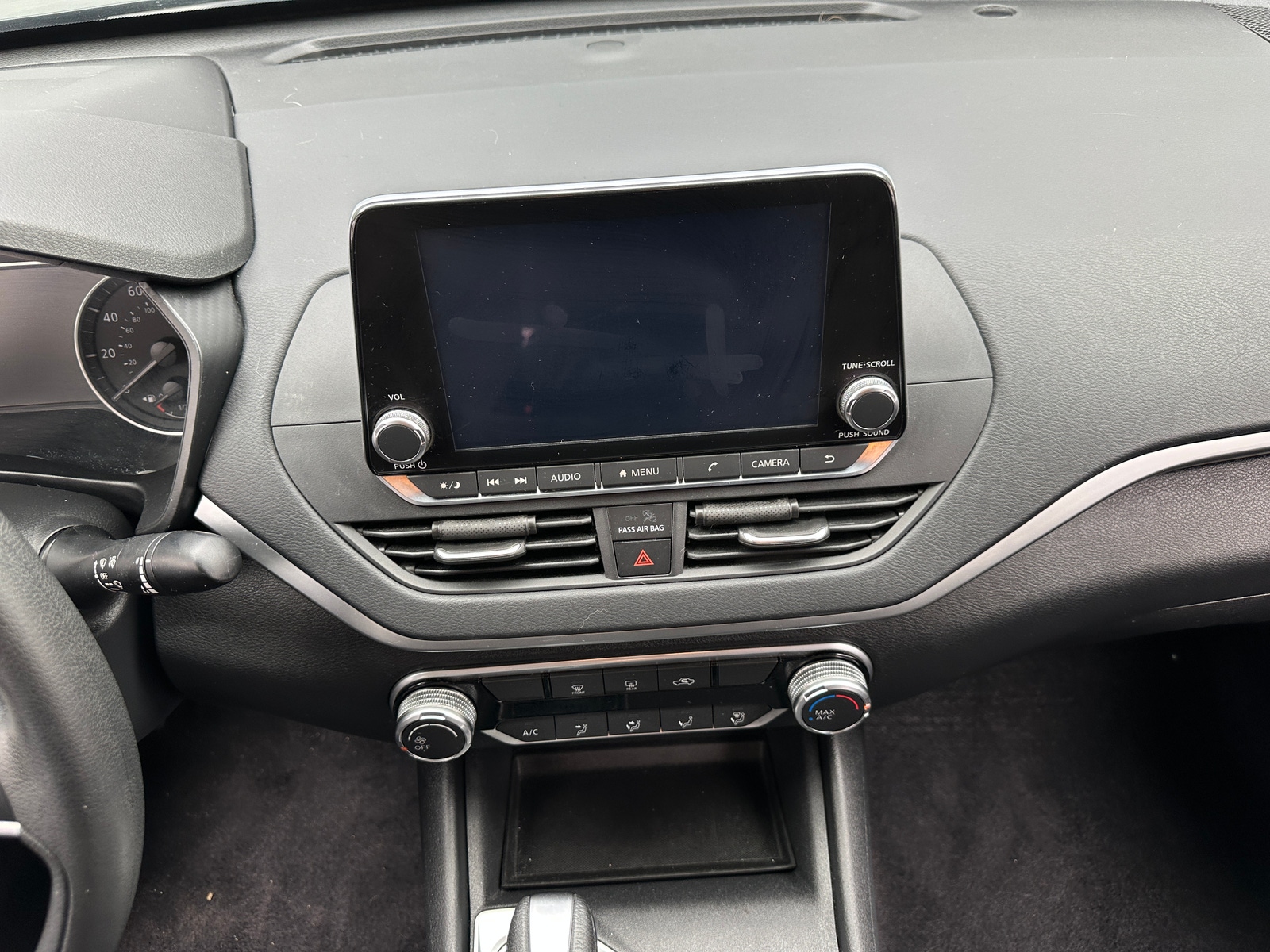 Thumbnail: 2019 Nissan Altima - 4