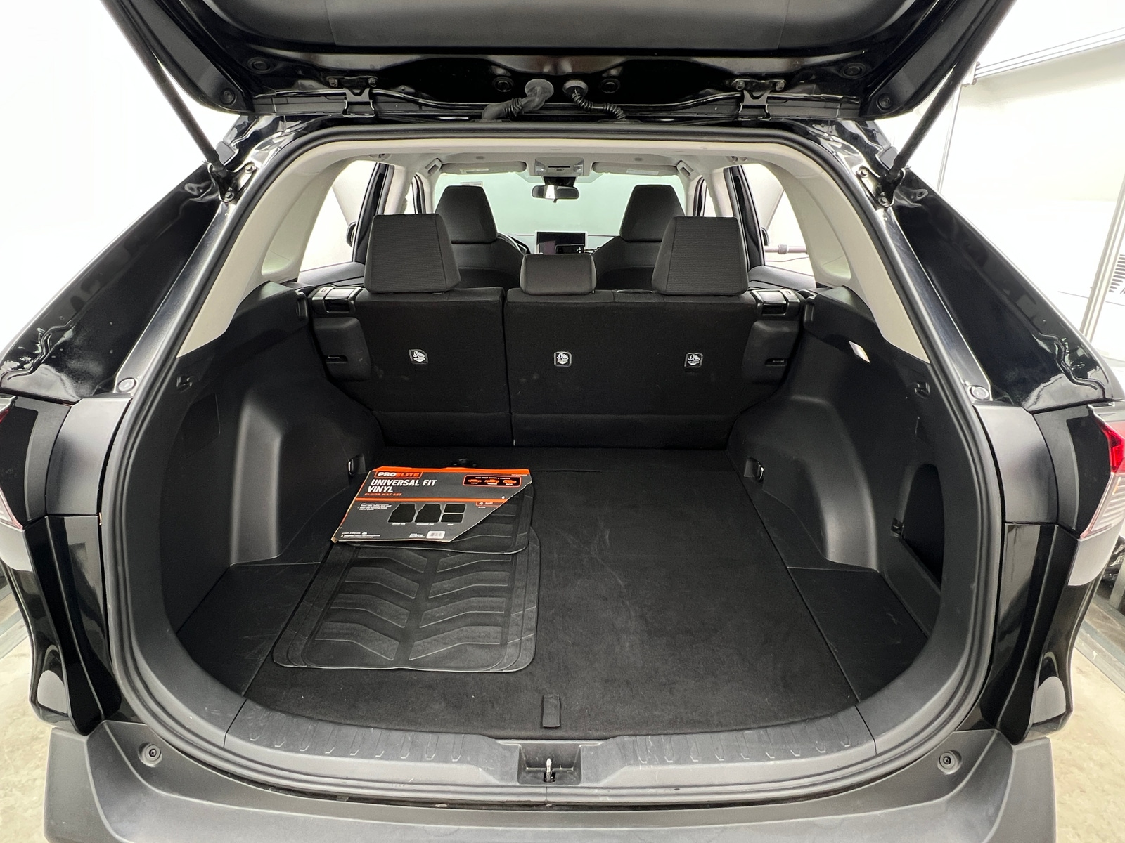 Thumbnail: 2024 Toyota RAV4 - 7