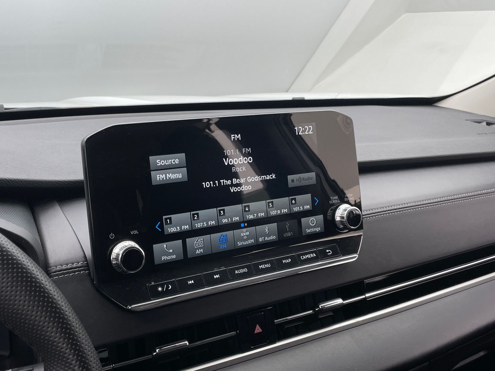 Thumbnail: 2024 Mitsubishi Outlander - 3