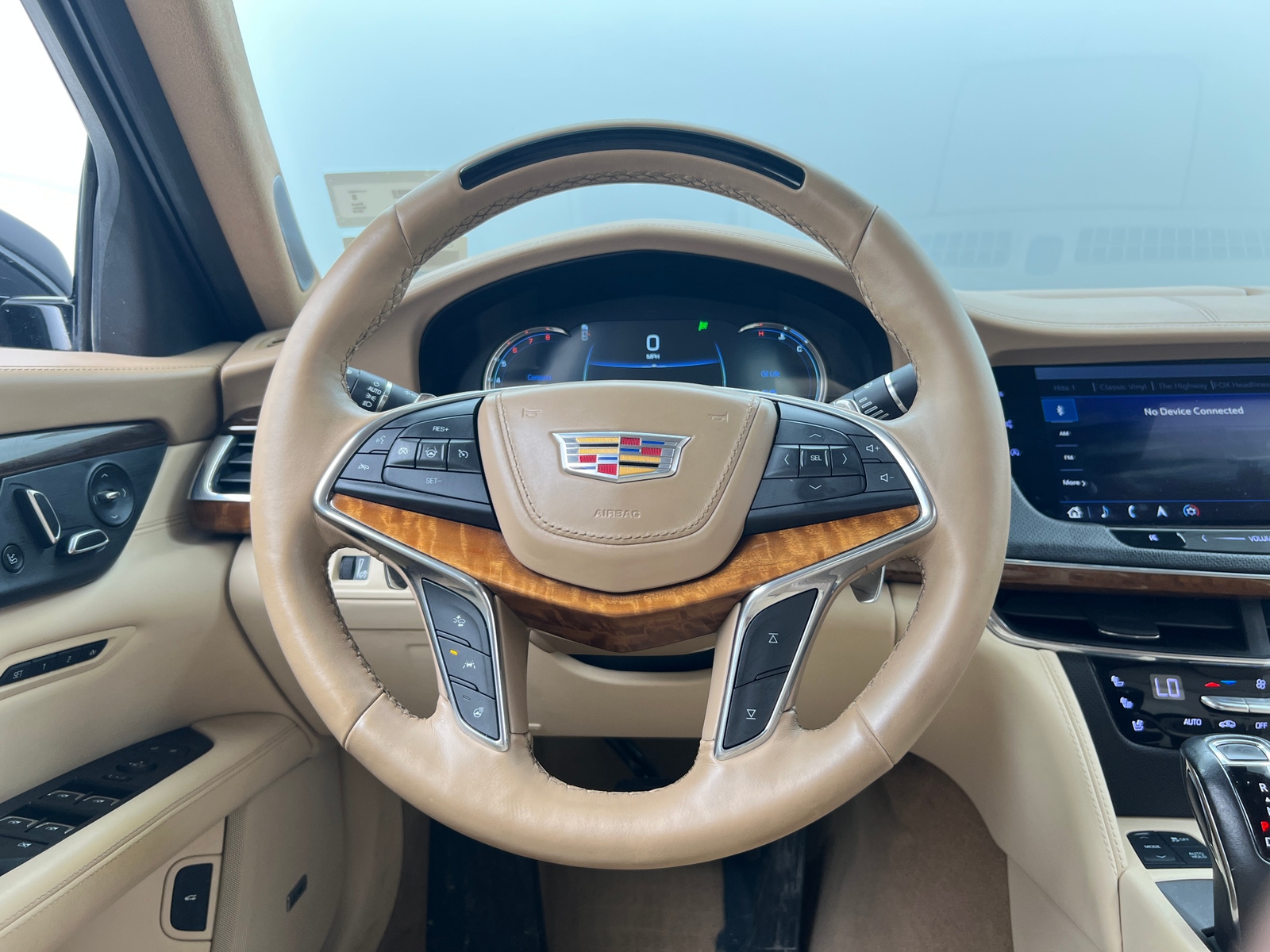 Thumbnail: 2019 Cadillac CT6 - 4