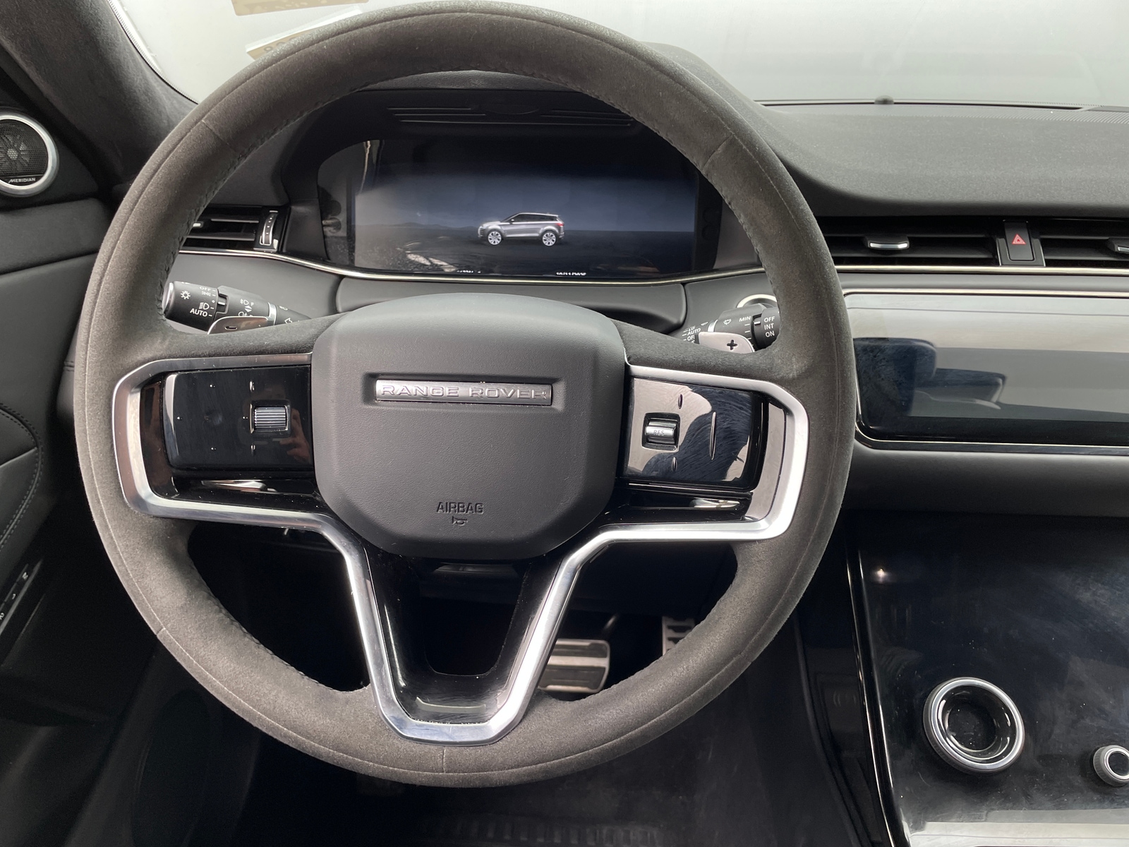 Thumbnail: 2023 Land Rover Range Rover Evoque - 4