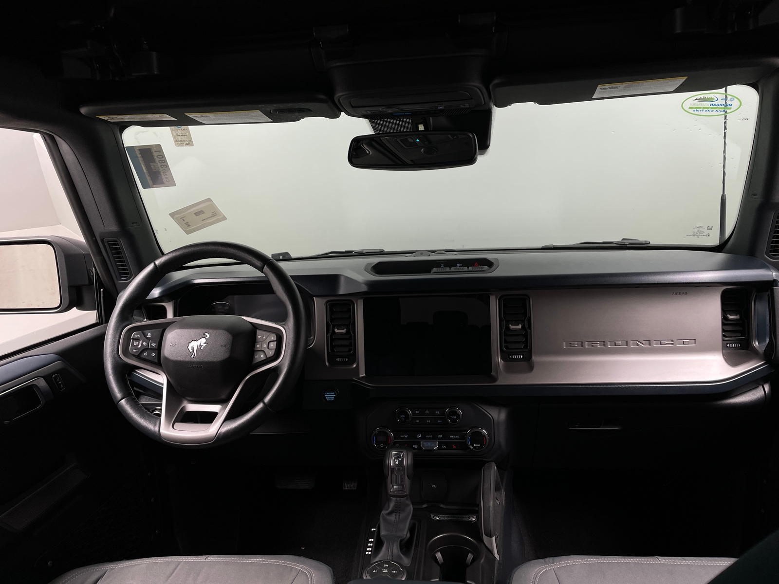 Thumbnail: 2023 Ford Bronco - 3