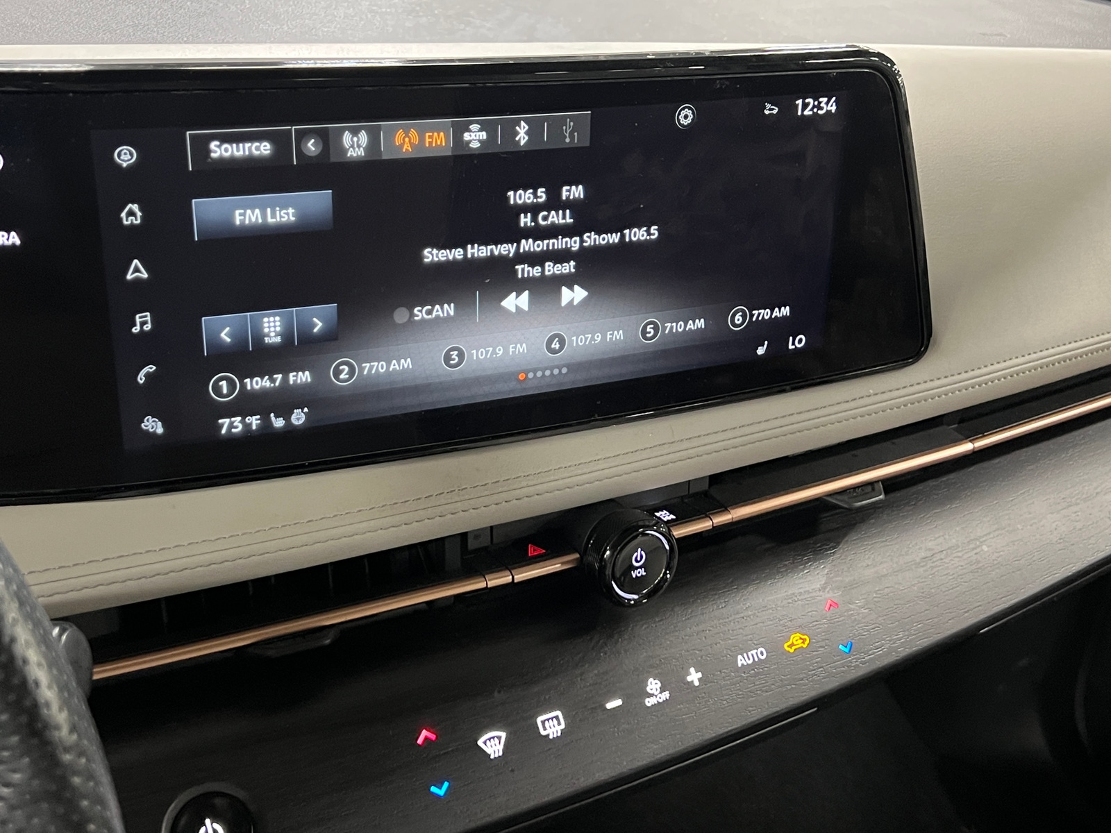 Thumbnail: 2023 Nissan Ariya - 3