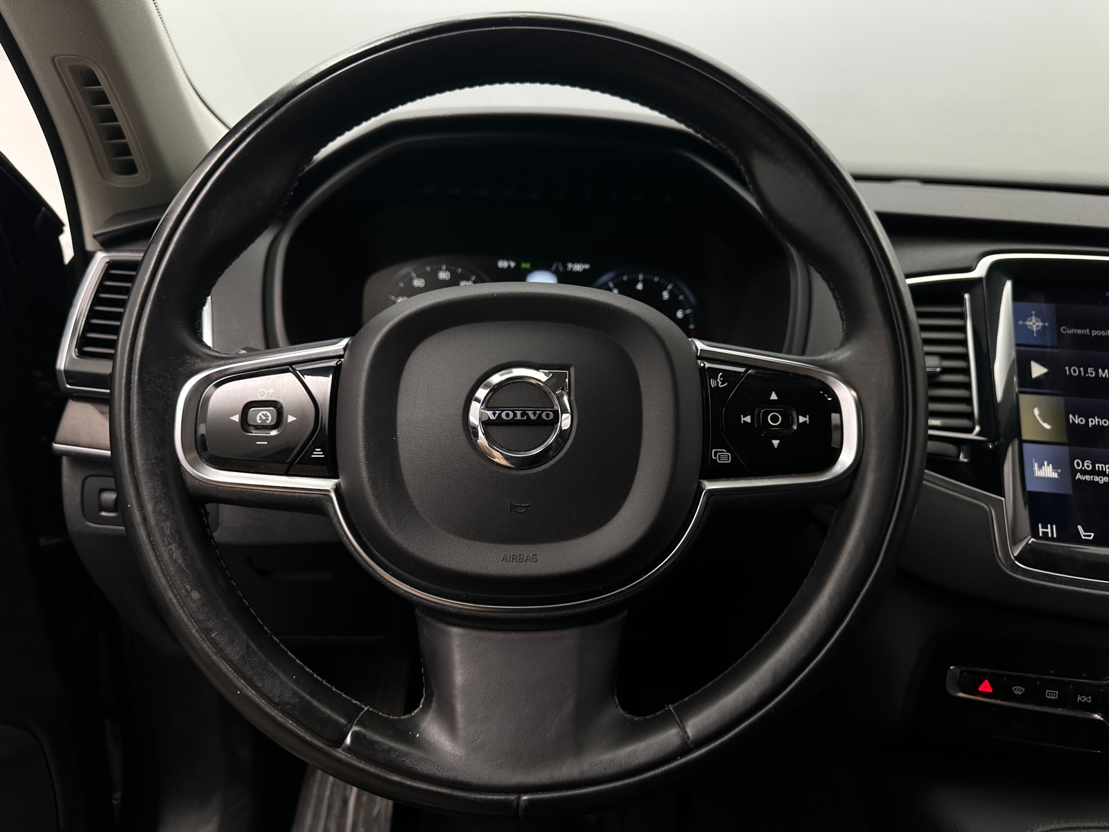 Thumbnail: 2016 Volvo XC90 - 4