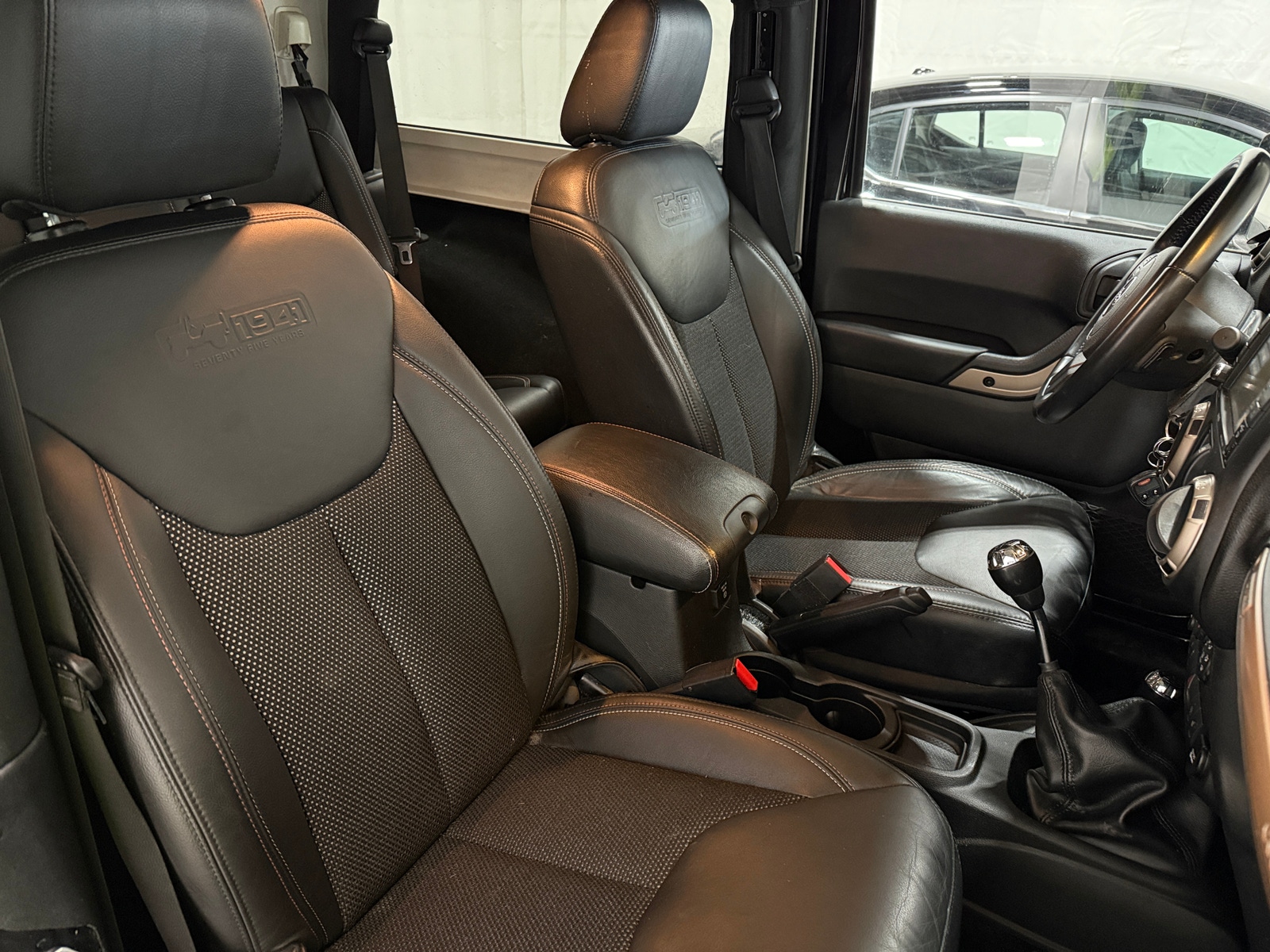 Thumbnail: 2016 Jeep Wrangler - 2
