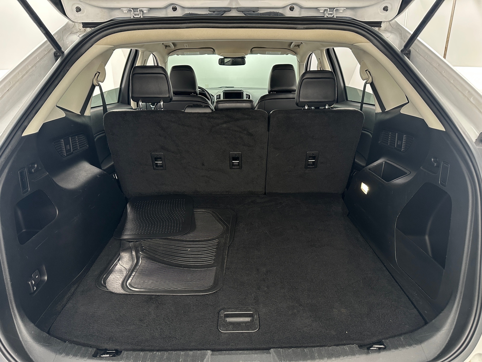 Thumbnail: 2022 Ford Edge - 6