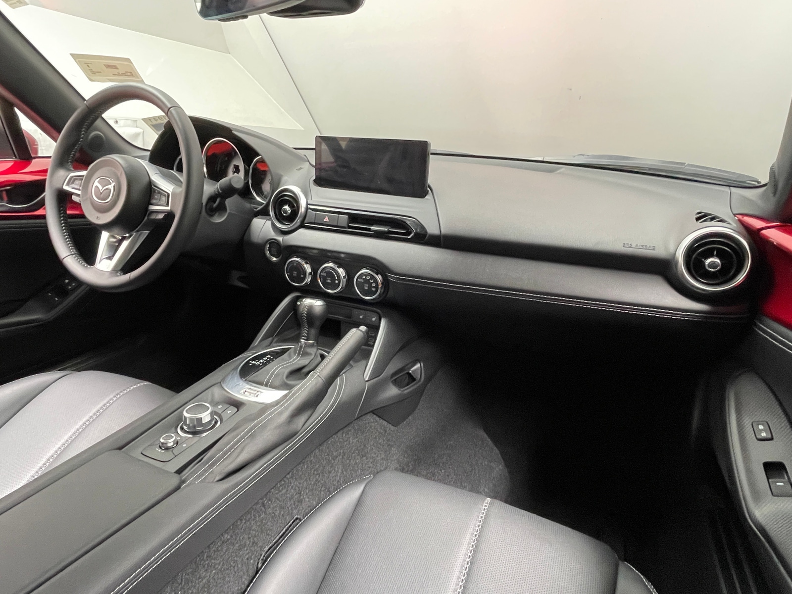 Thumbnail: 2024 Mazda MX-5 Miata - 2