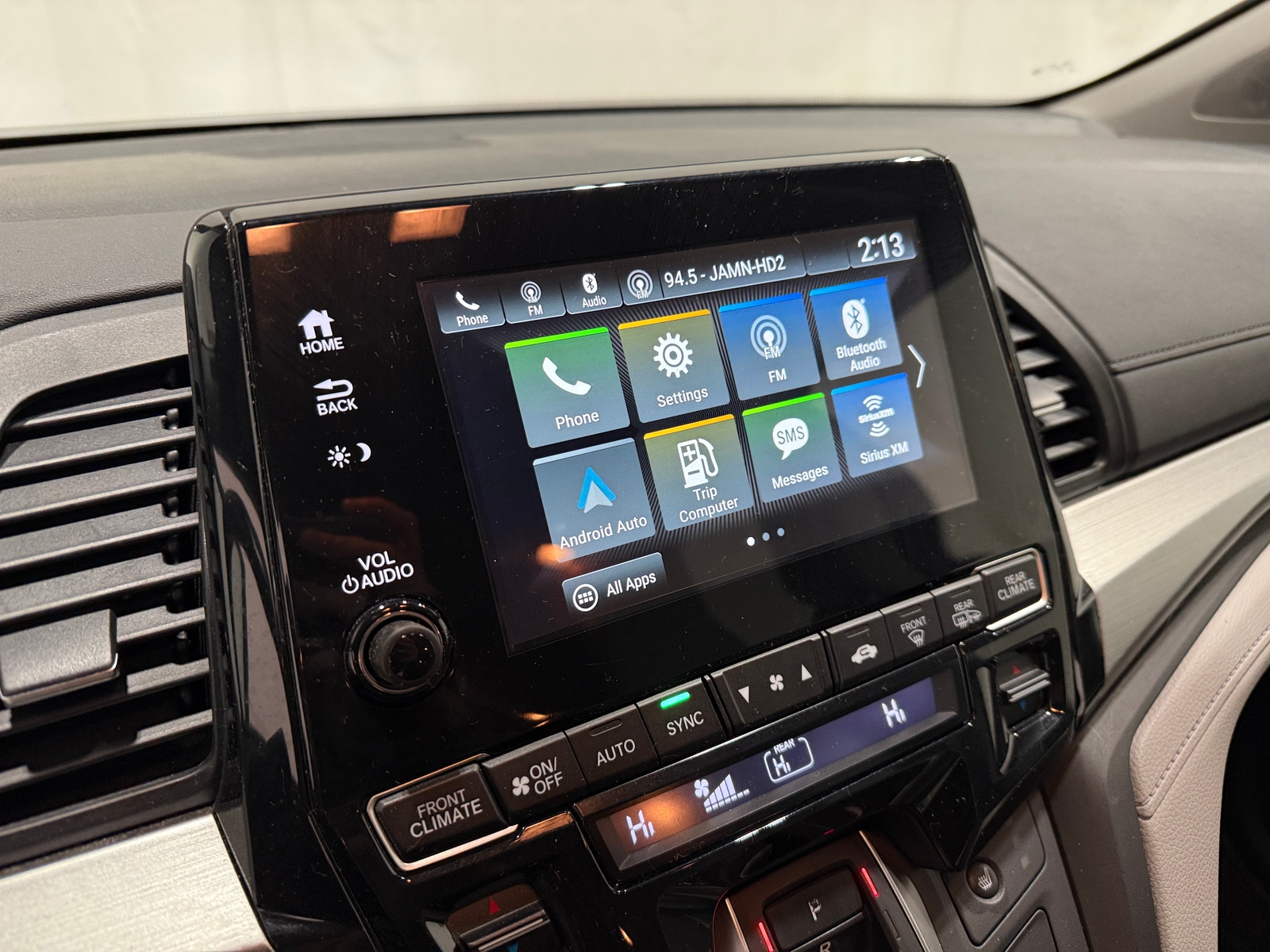 Thumbnail: 2019 Honda Odyssey - 3