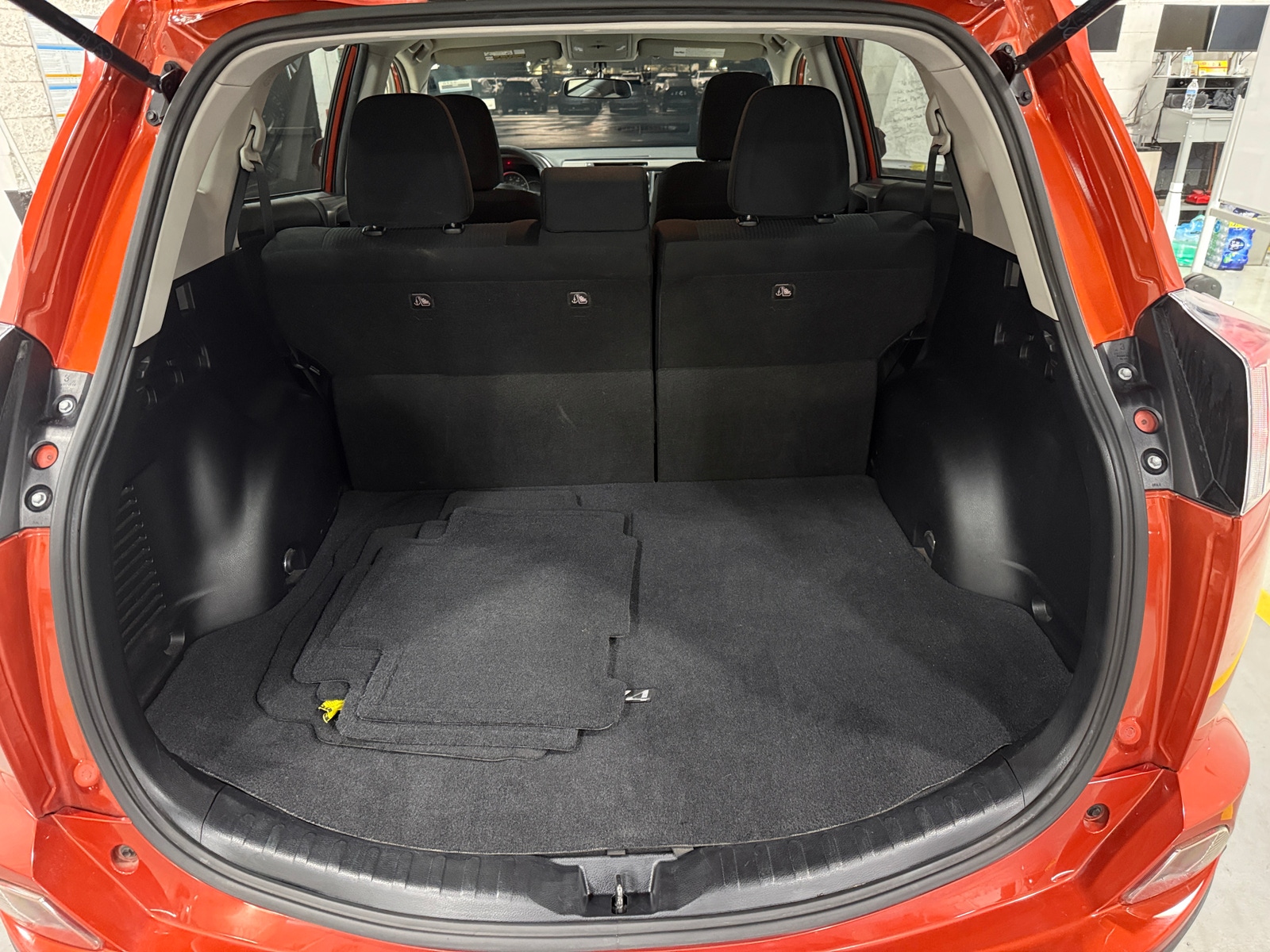 Thumbnail: 2016 Toyota RAV4 - 7