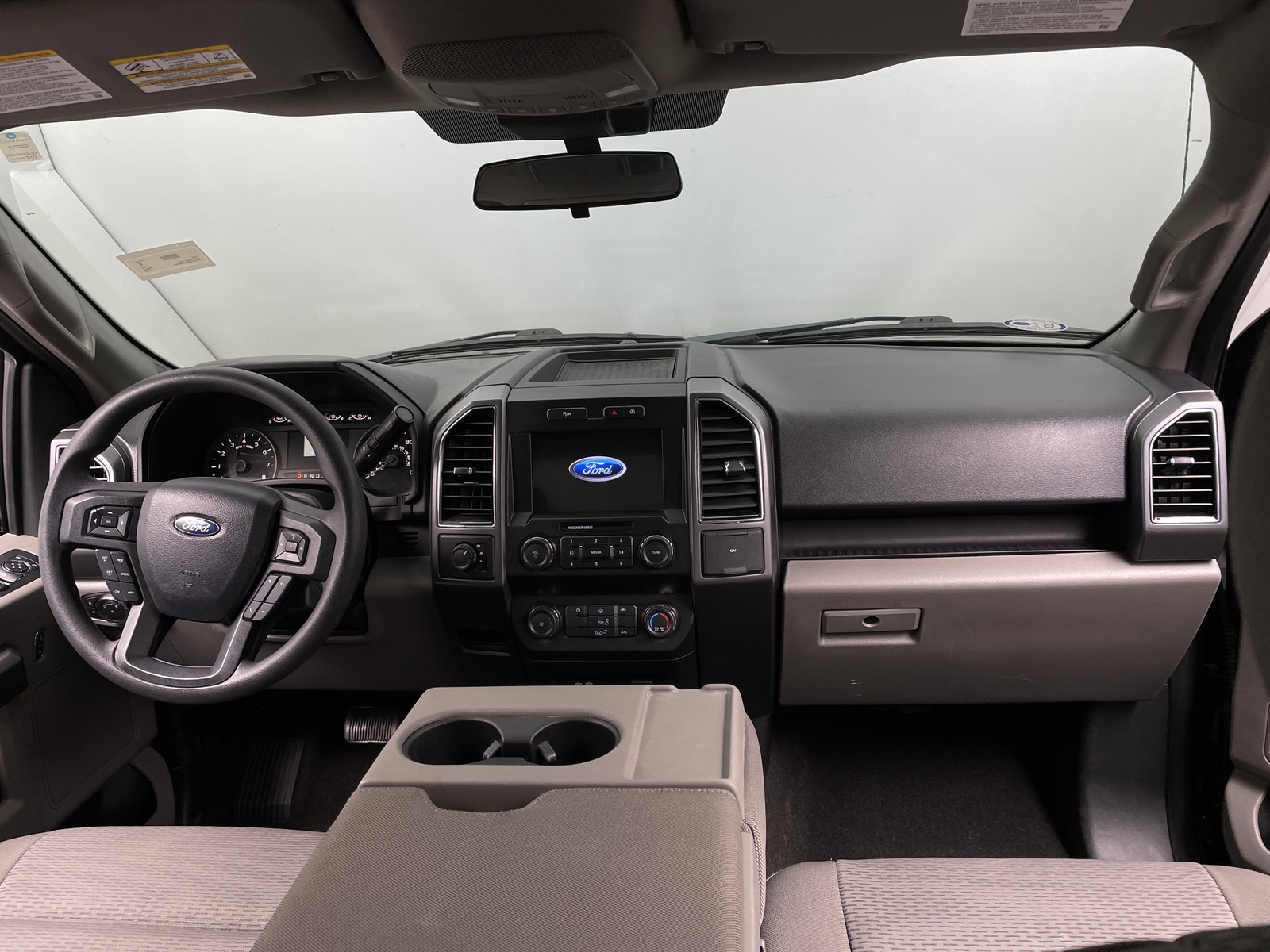 Thumbnail: 2020 Ford Econoline - 3