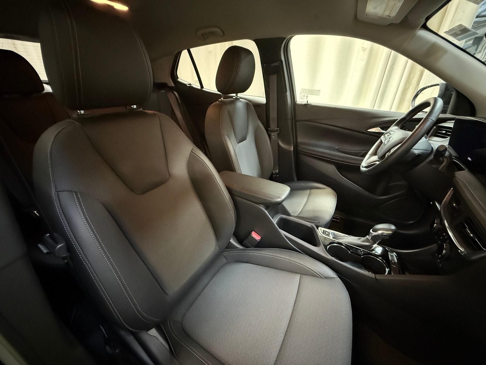 Thumbnail: 2025 Buick Encore GX - 2