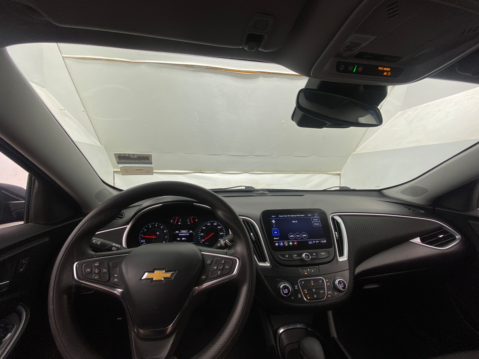 Thumbnail: 2023 Chevrolet Malibu - 3