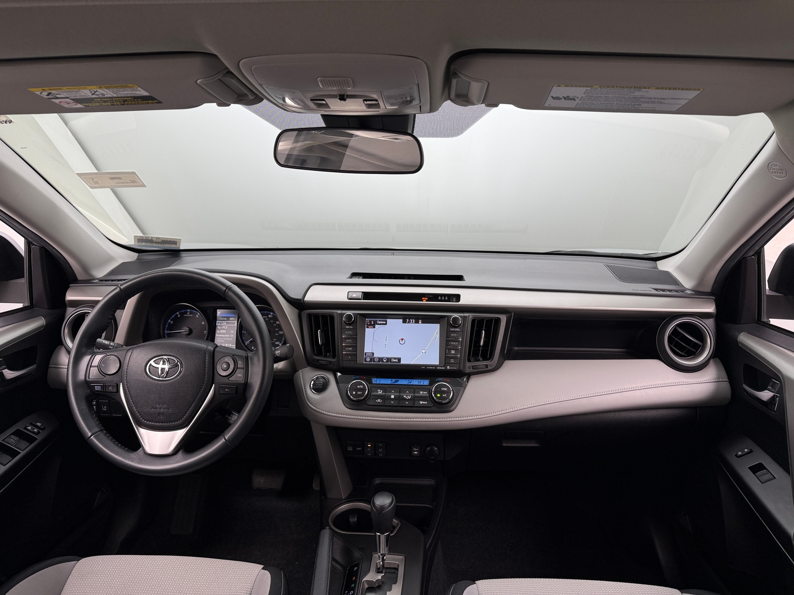 Thumbnail: 2018 Toyota RAV4 - 3