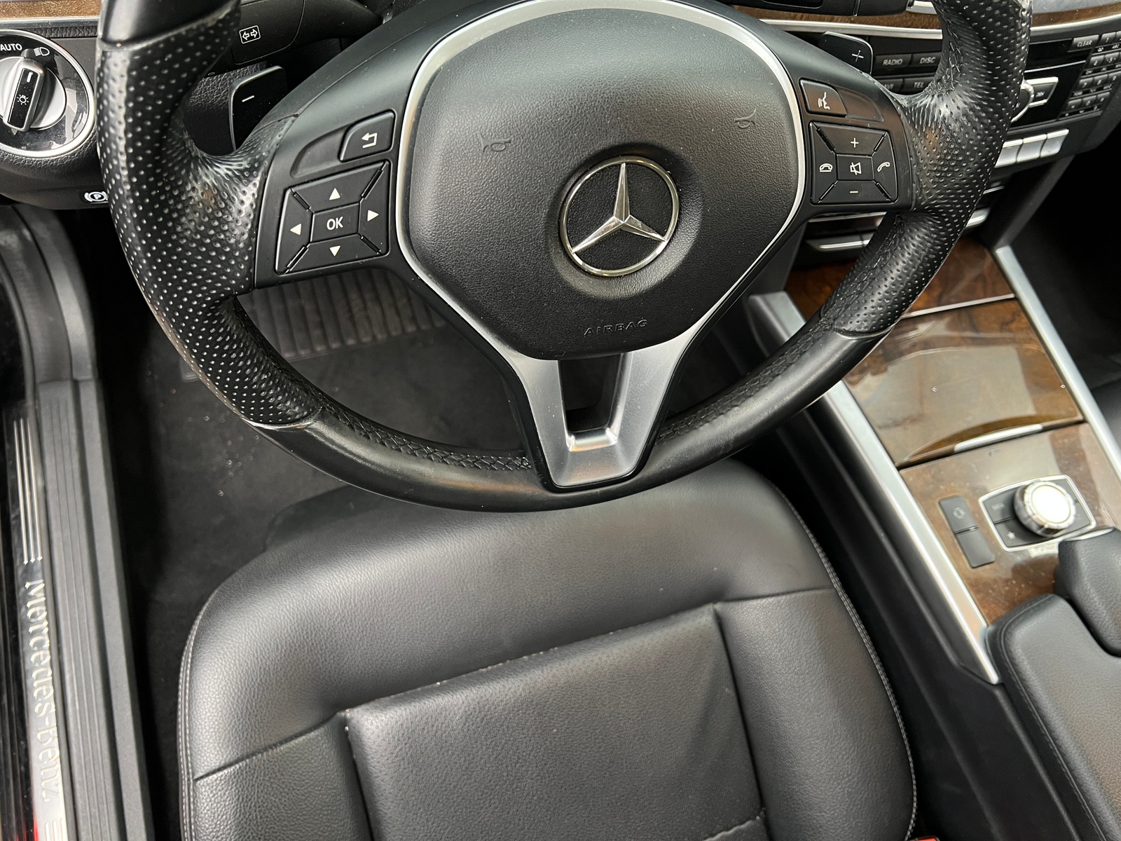 Thumbnail: 2015 Mercedes-Benz E-Class - 4