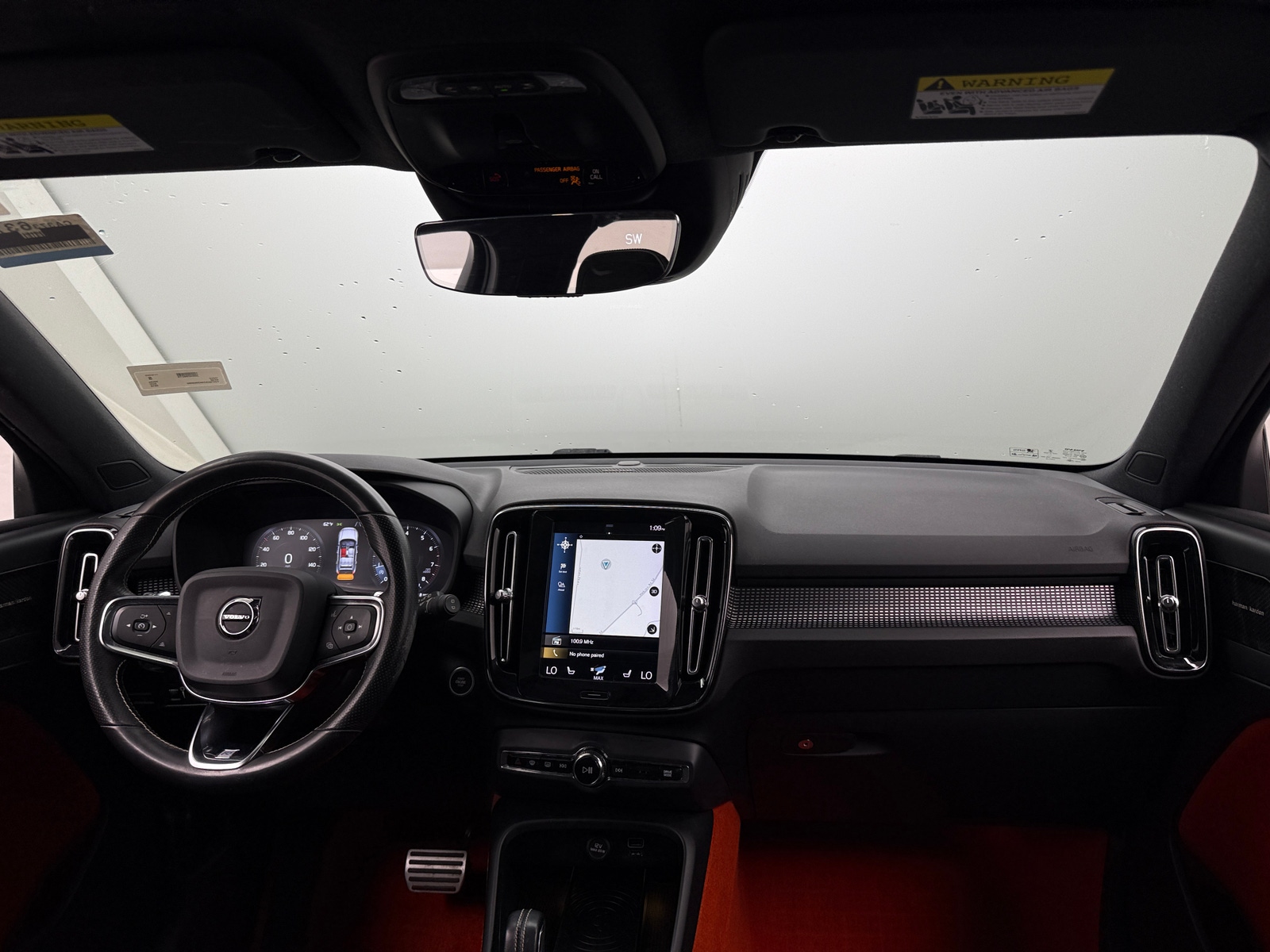 Thumbnail: 2019 Volvo XC40 - 3