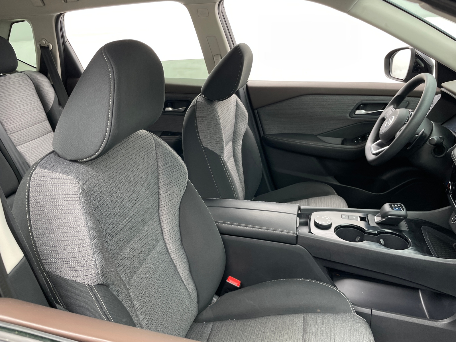 Thumbnail: 2021 Nissan Rogue - 2