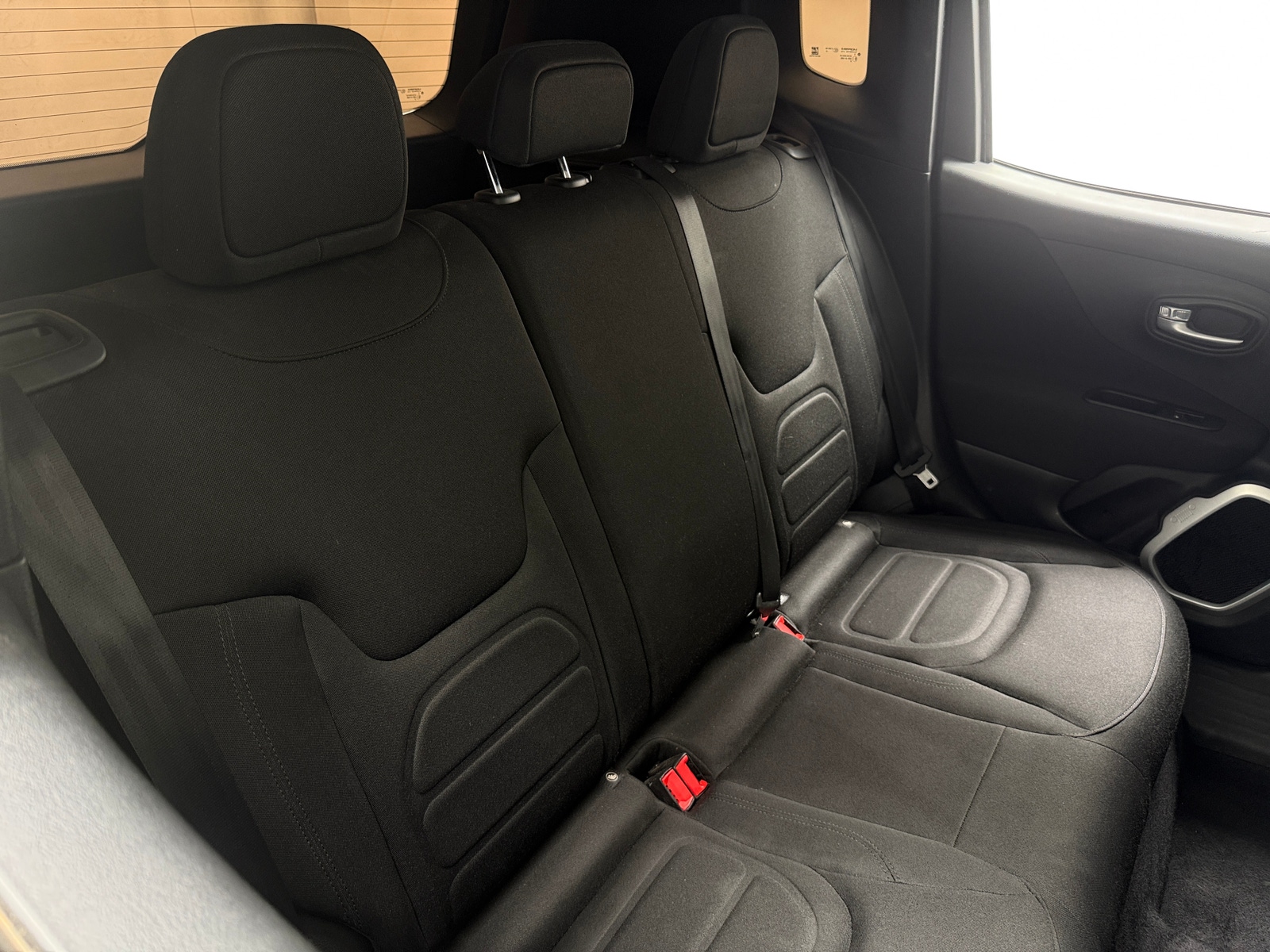 Thumbnail: 2018 Jeep Renegade - 6