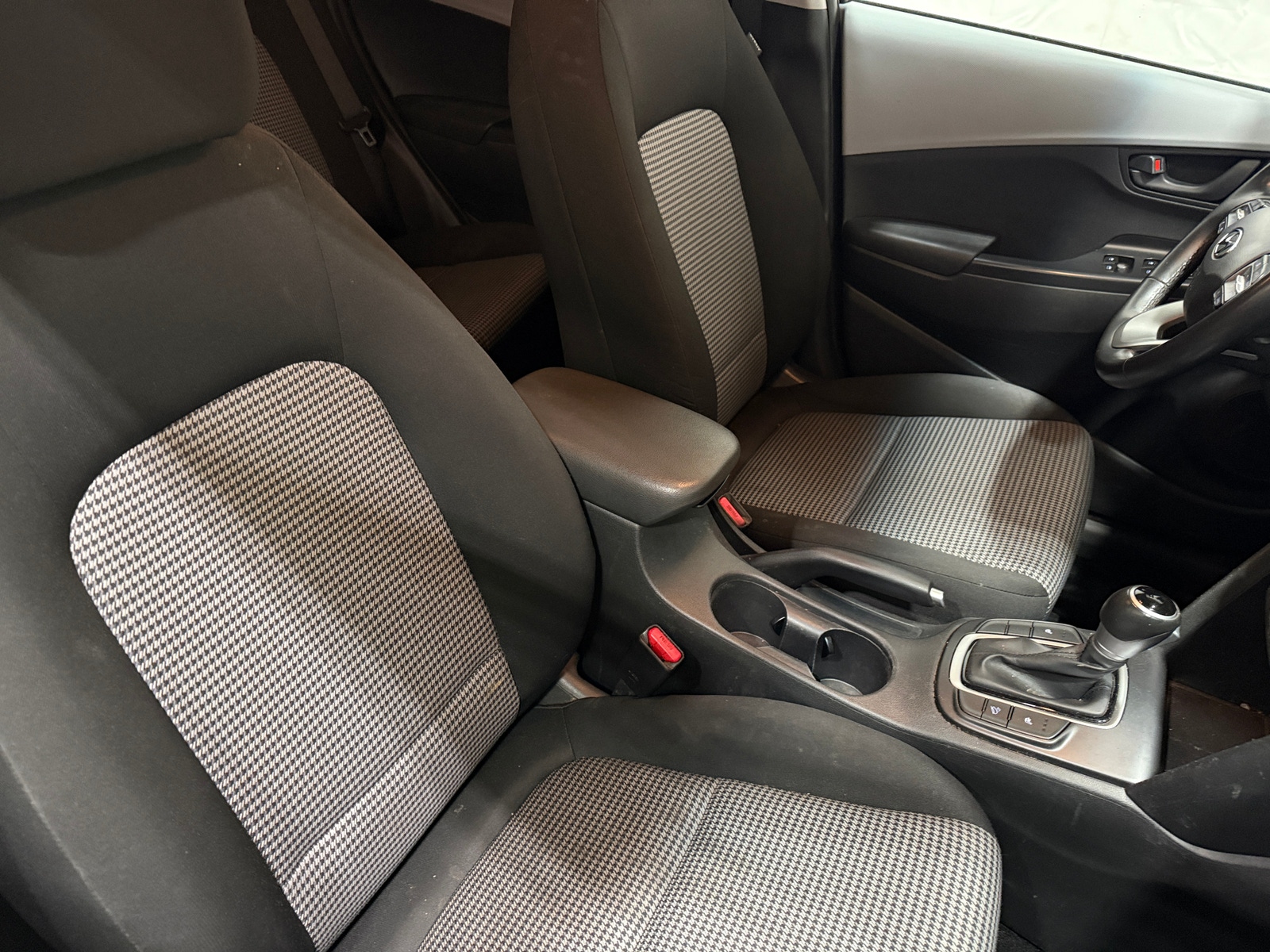 Thumbnail: 2020 Hyundai Kona - 2