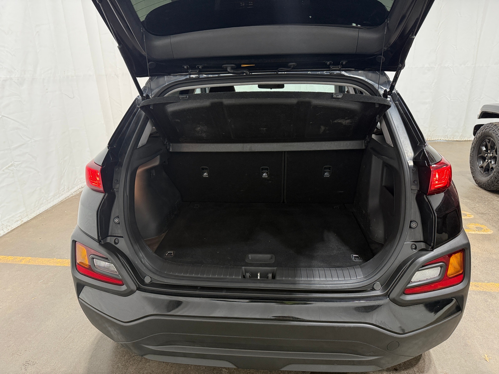 Thumbnail: 2020 Hyundai Kona - 7