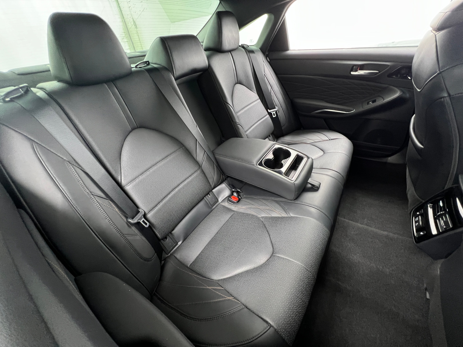 Thumbnail: 2021 Toyota Avalon - 5