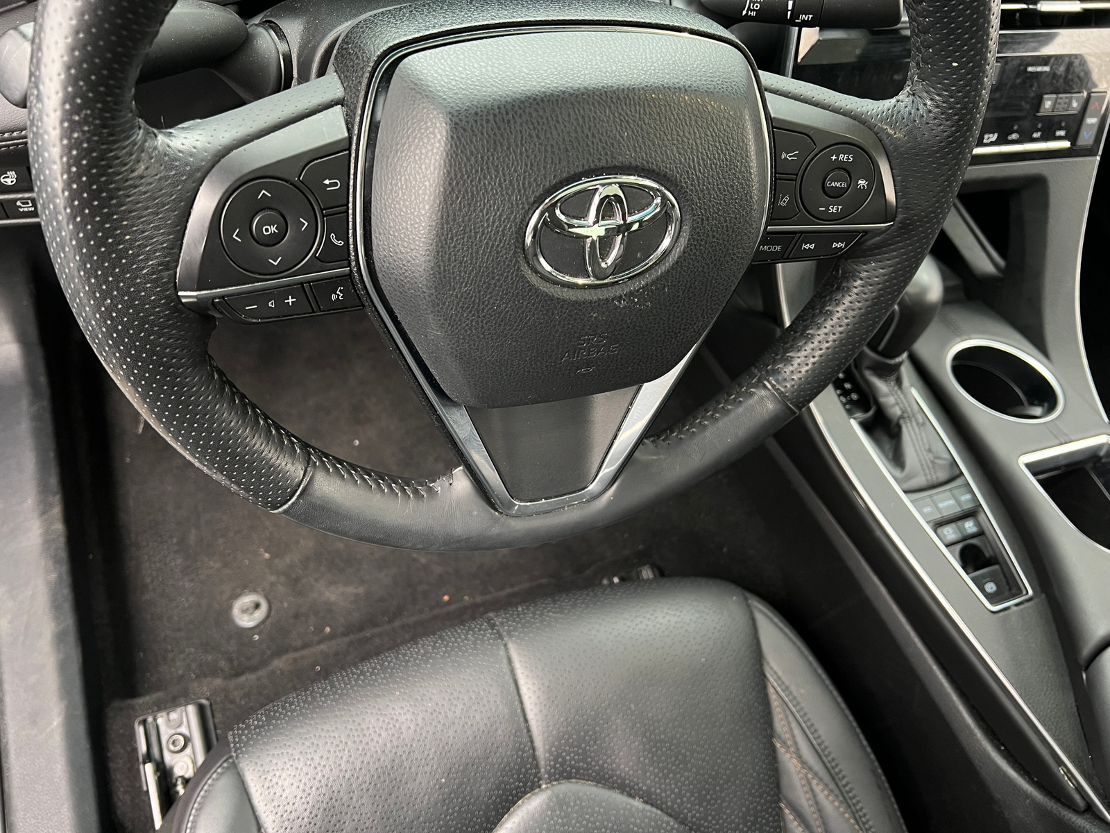 Thumbnail: 2021 Toyota Avalon - 4