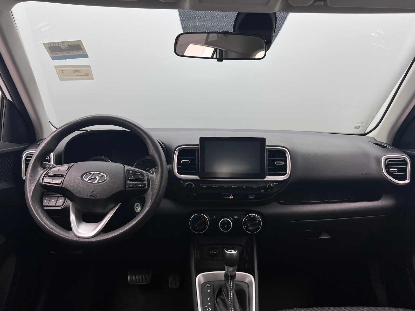 Thumbnail: 2021 Hyundai Venue - 3