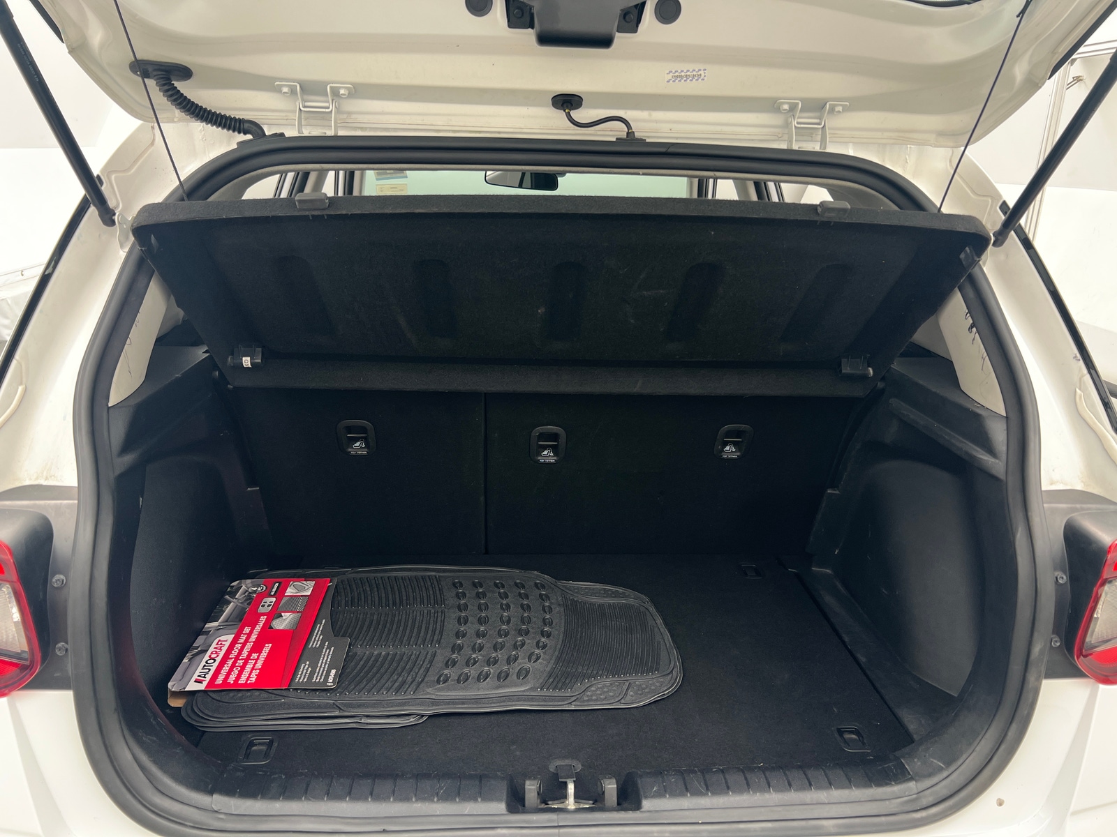 Thumbnail: 2021 Hyundai Venue - 7