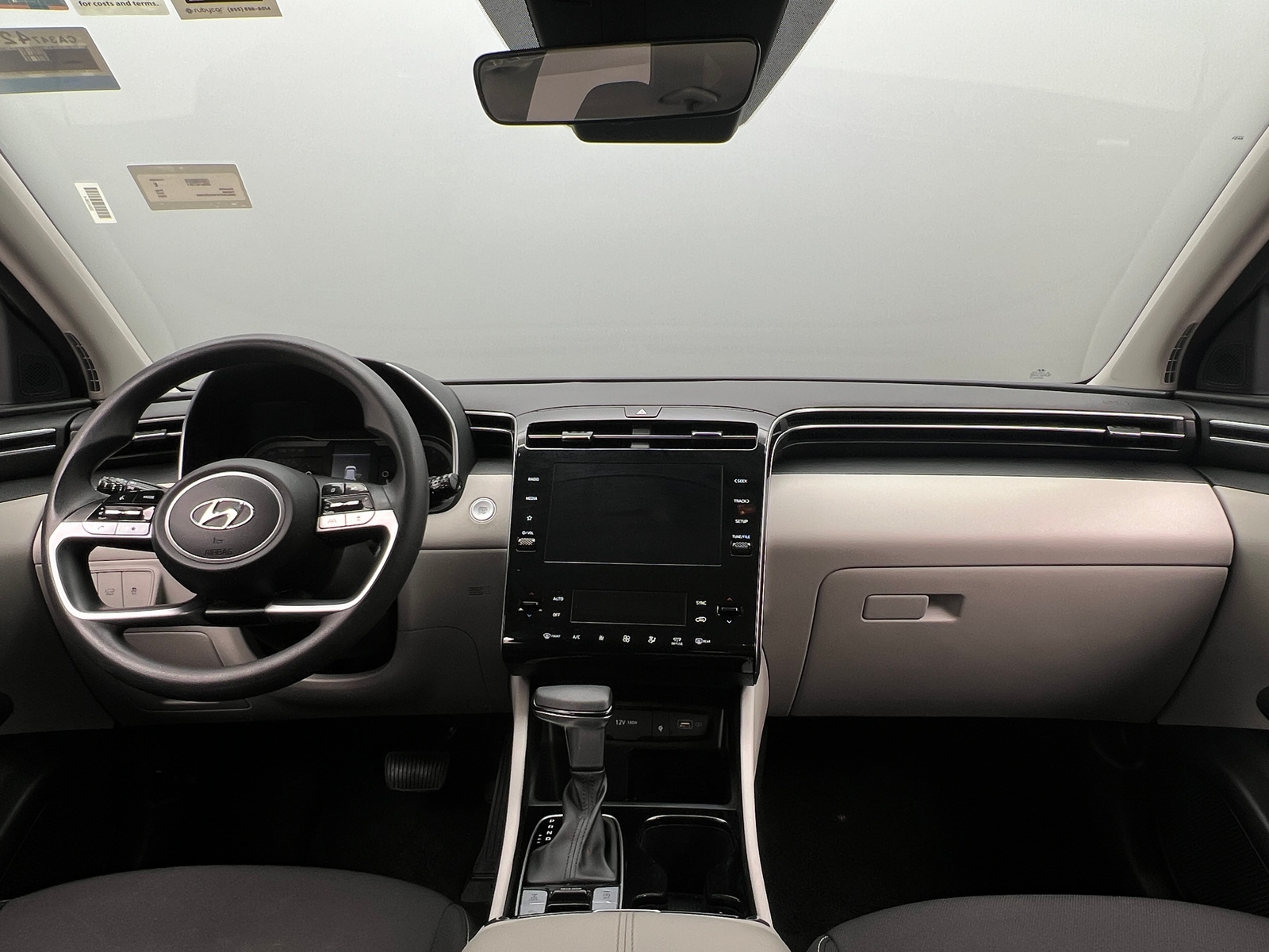 Thumbnail: 2024 Hyundai Tucson - 3