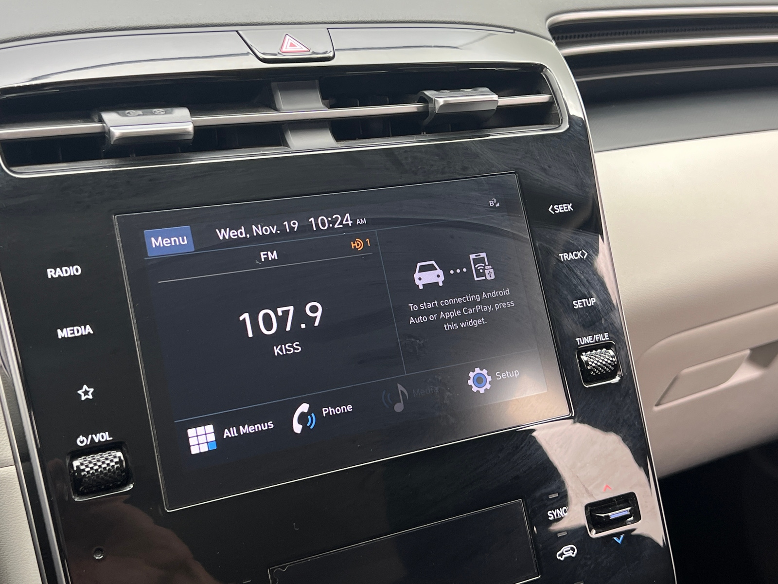 Thumbnail: 2024 Hyundai Tucson - 4