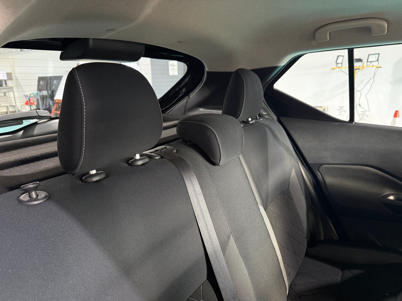 Thumbnail: 2018 Nissan Kicks - 6