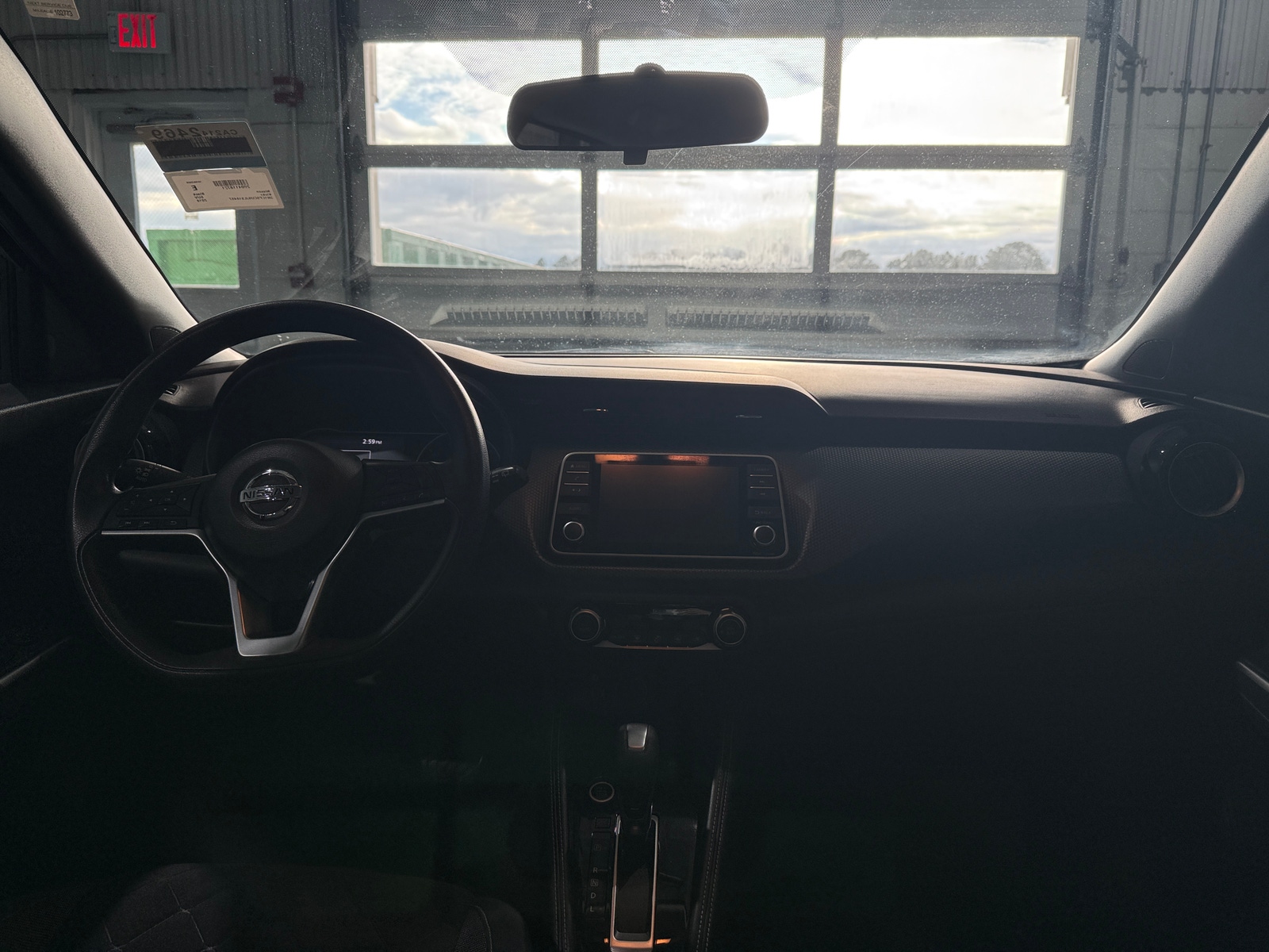 Thumbnail: 2018 Nissan Kicks - 3