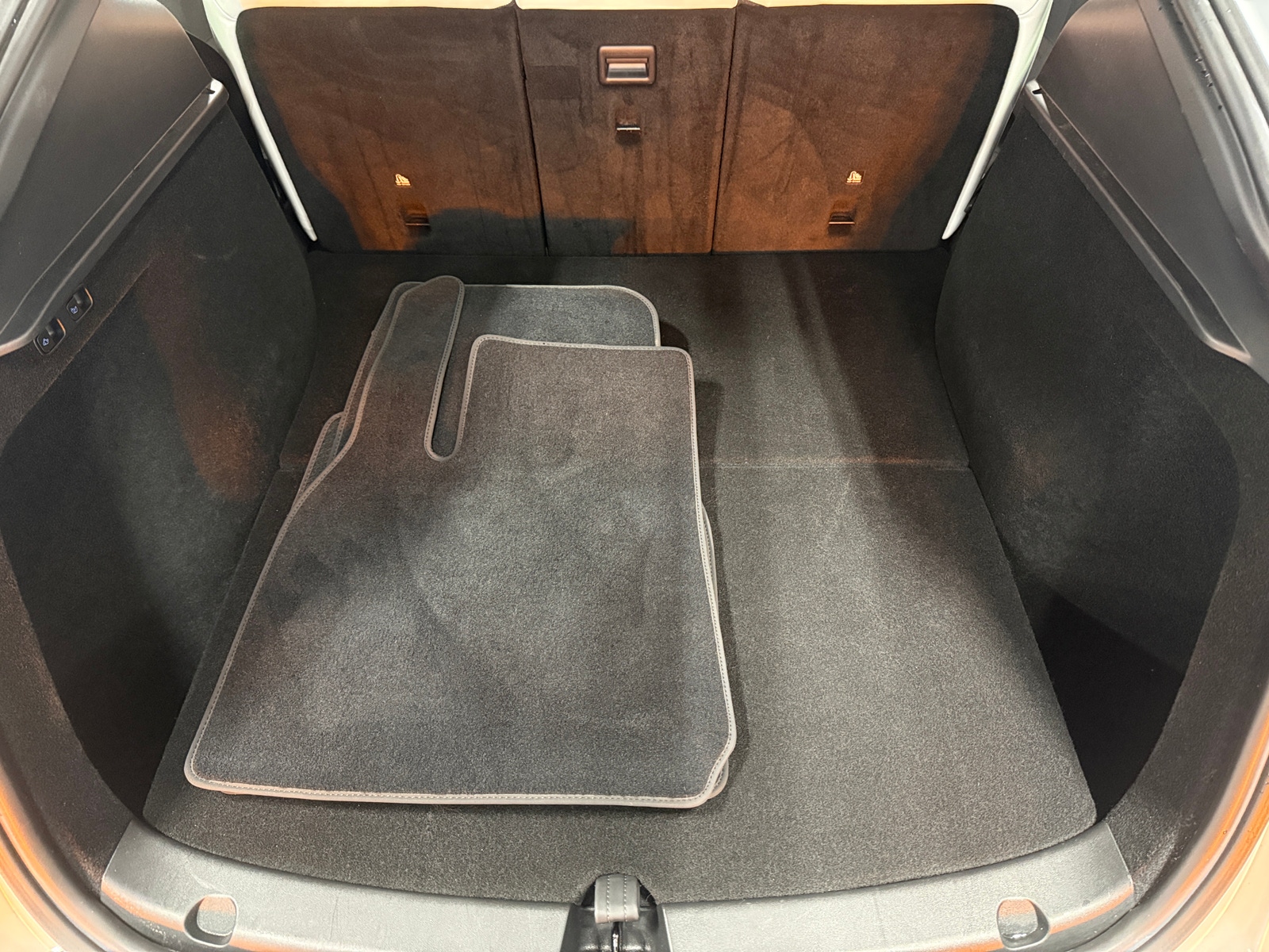 Thumbnail: 2023 Tesla Model Y - 6