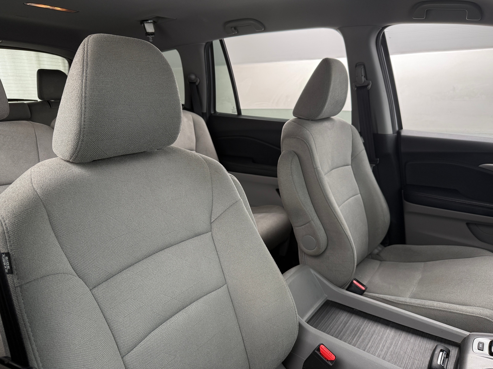 Thumbnail: 2019 Honda Pilot - 2