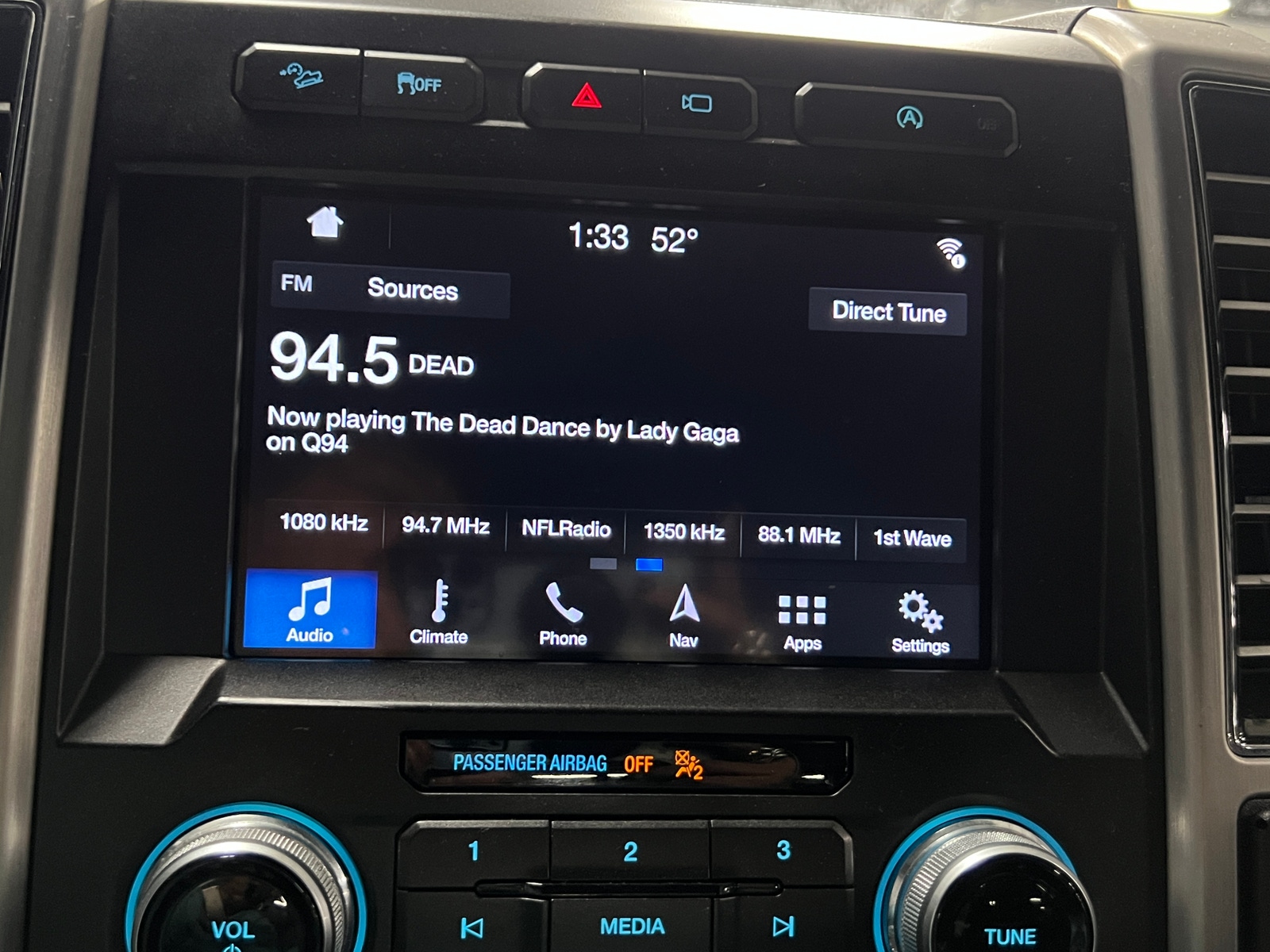 Thumbnail: 2019 Ford Econoline - 3