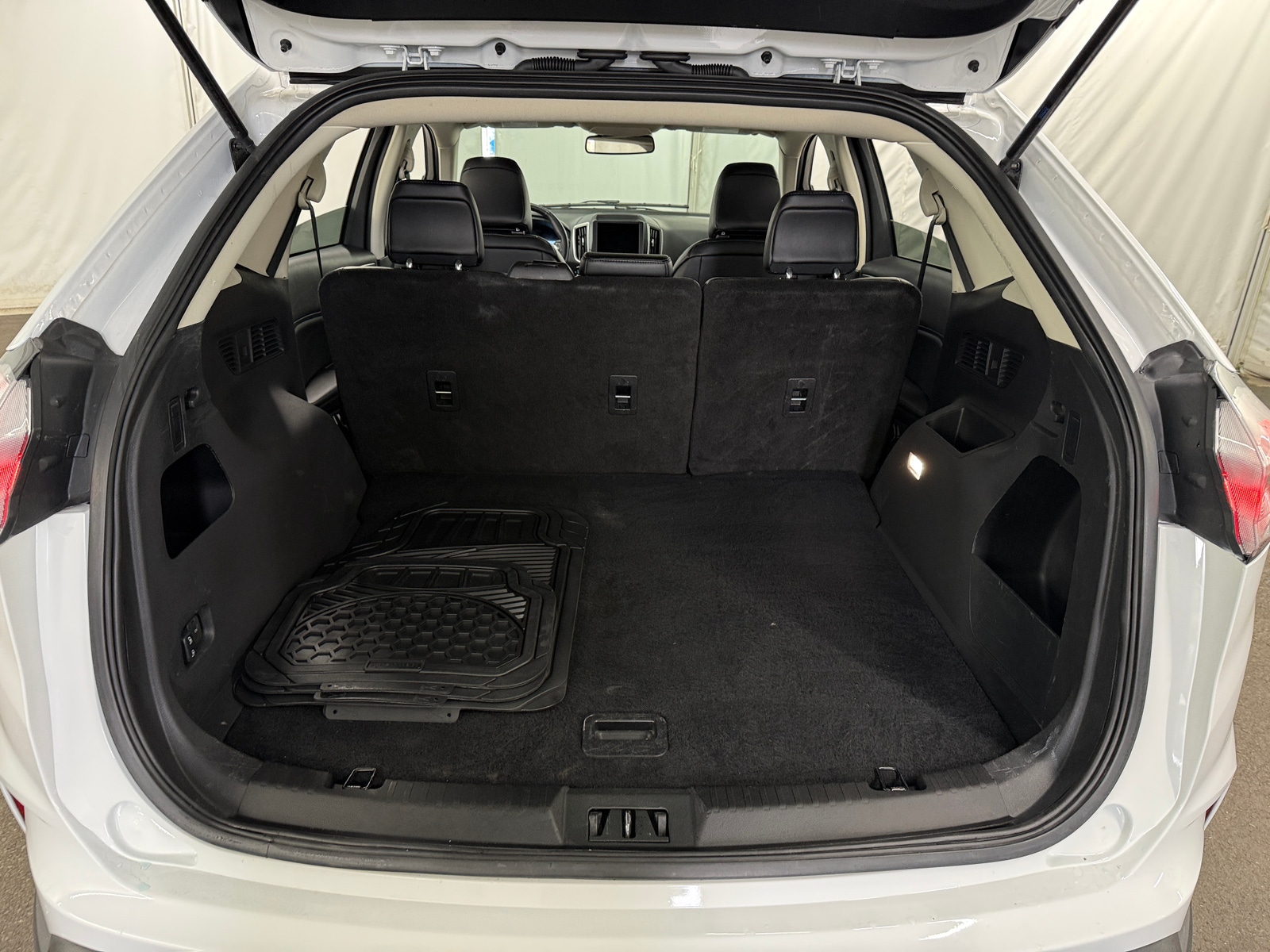 Thumbnail: 2024 Ford Edge - 6