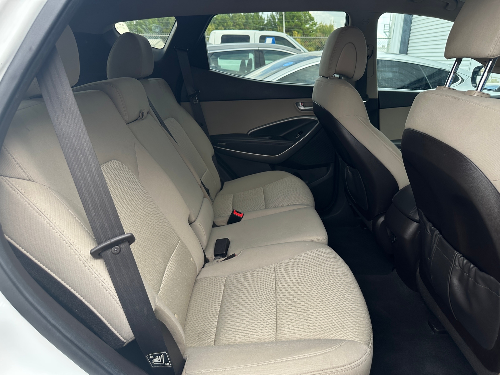 Thumbnail: 2016 Hyundai Santa Fe - 6