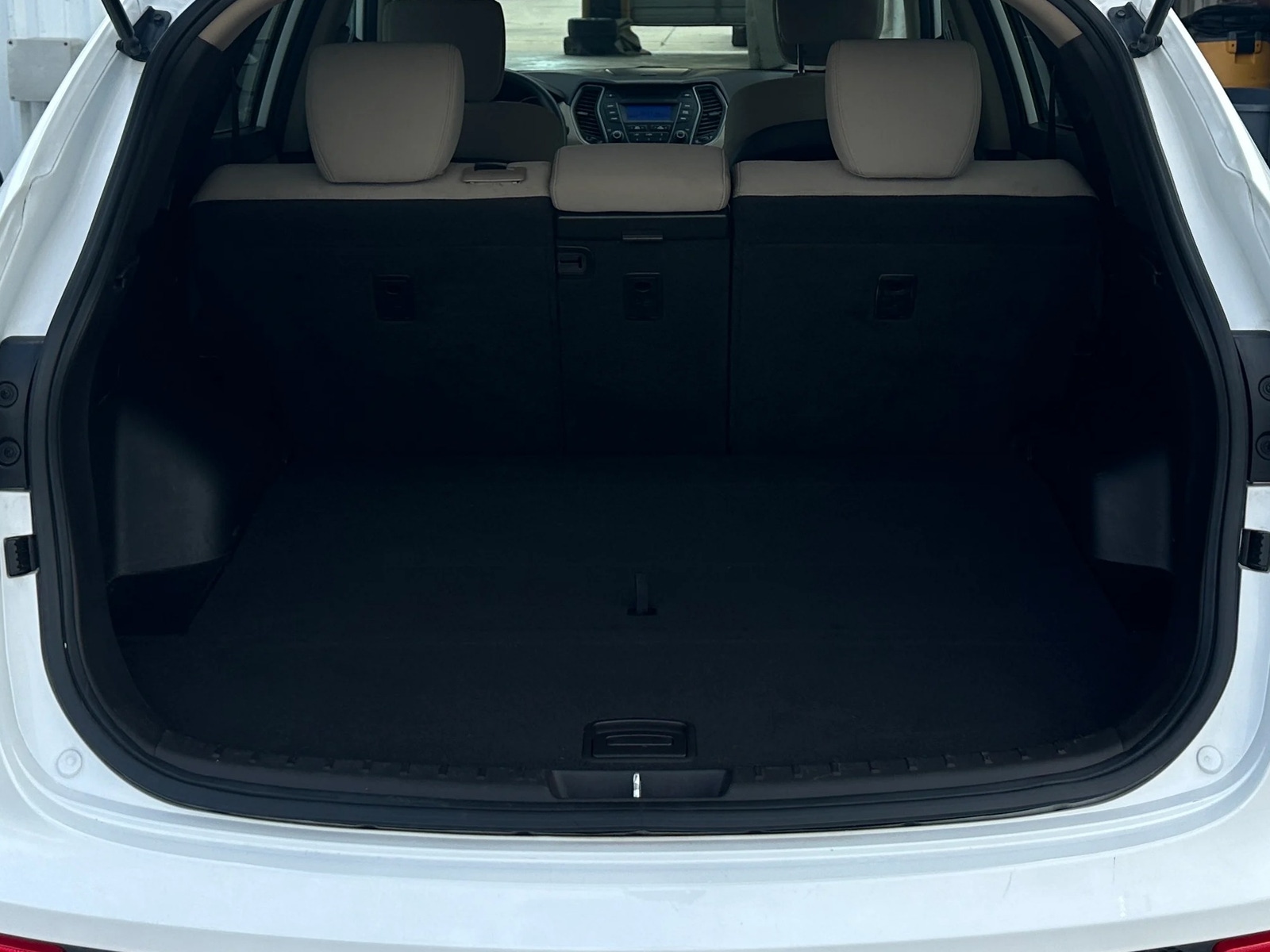 Thumbnail: 2016 Hyundai Santa Fe - 7