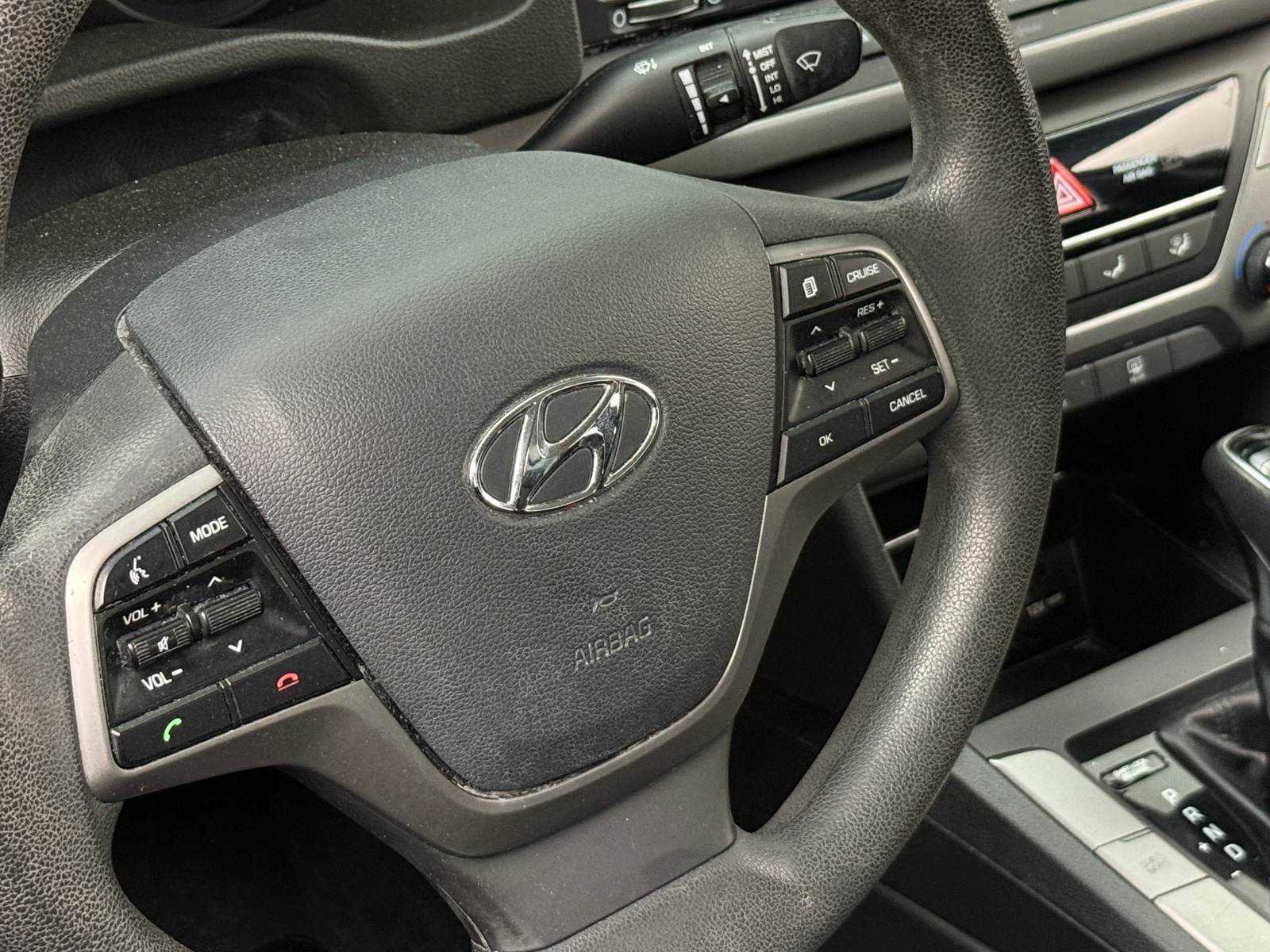 Thumbnail: 2018 Hyundai Elantra - 5