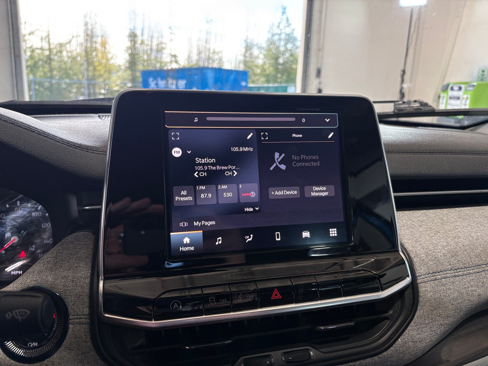 Thumbnail: 2022 Jeep Compass - 4