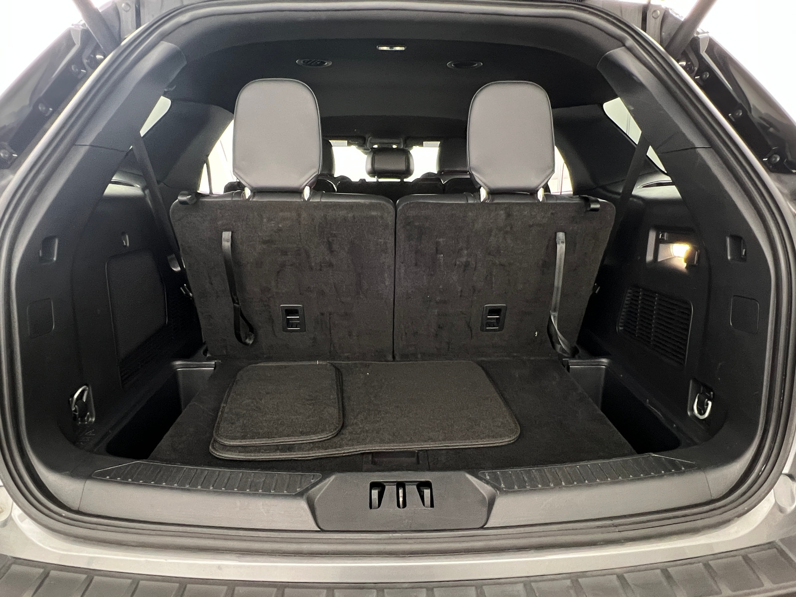 Thumbnail: 2025 Ford Explorer - 7