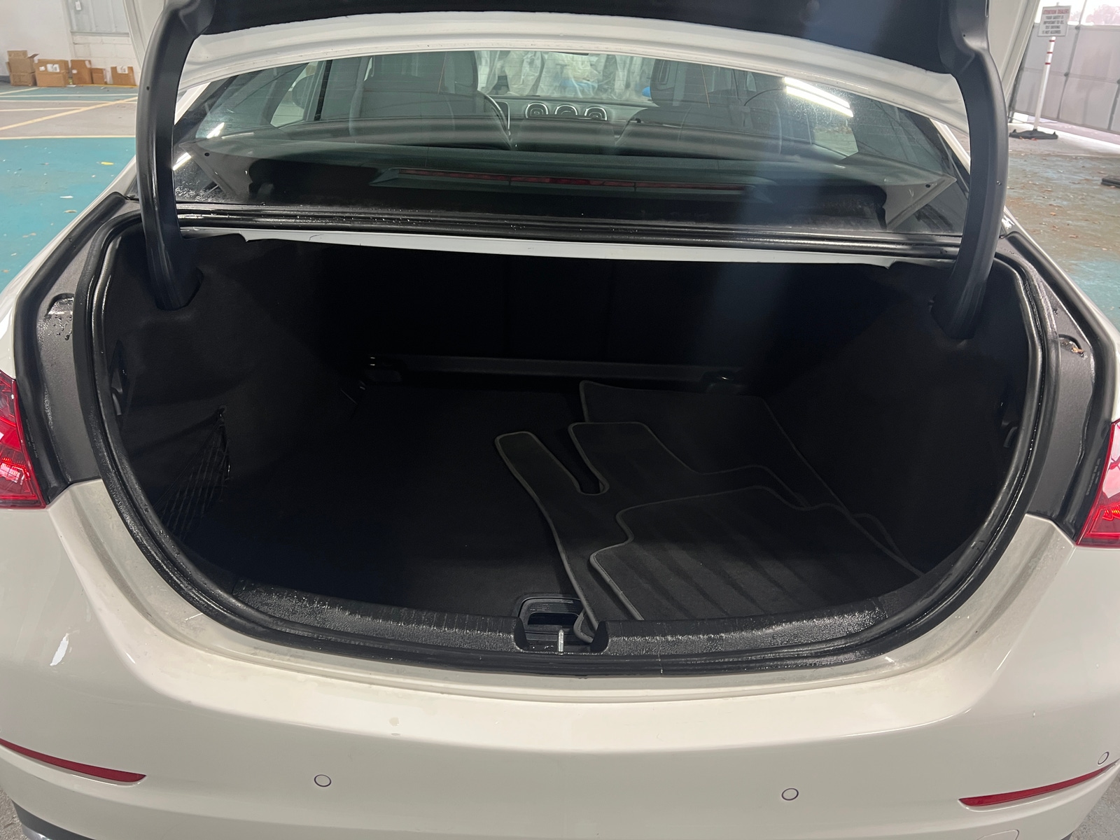 Thumbnail: 2024 Mercedes-Benz C-Class - 6