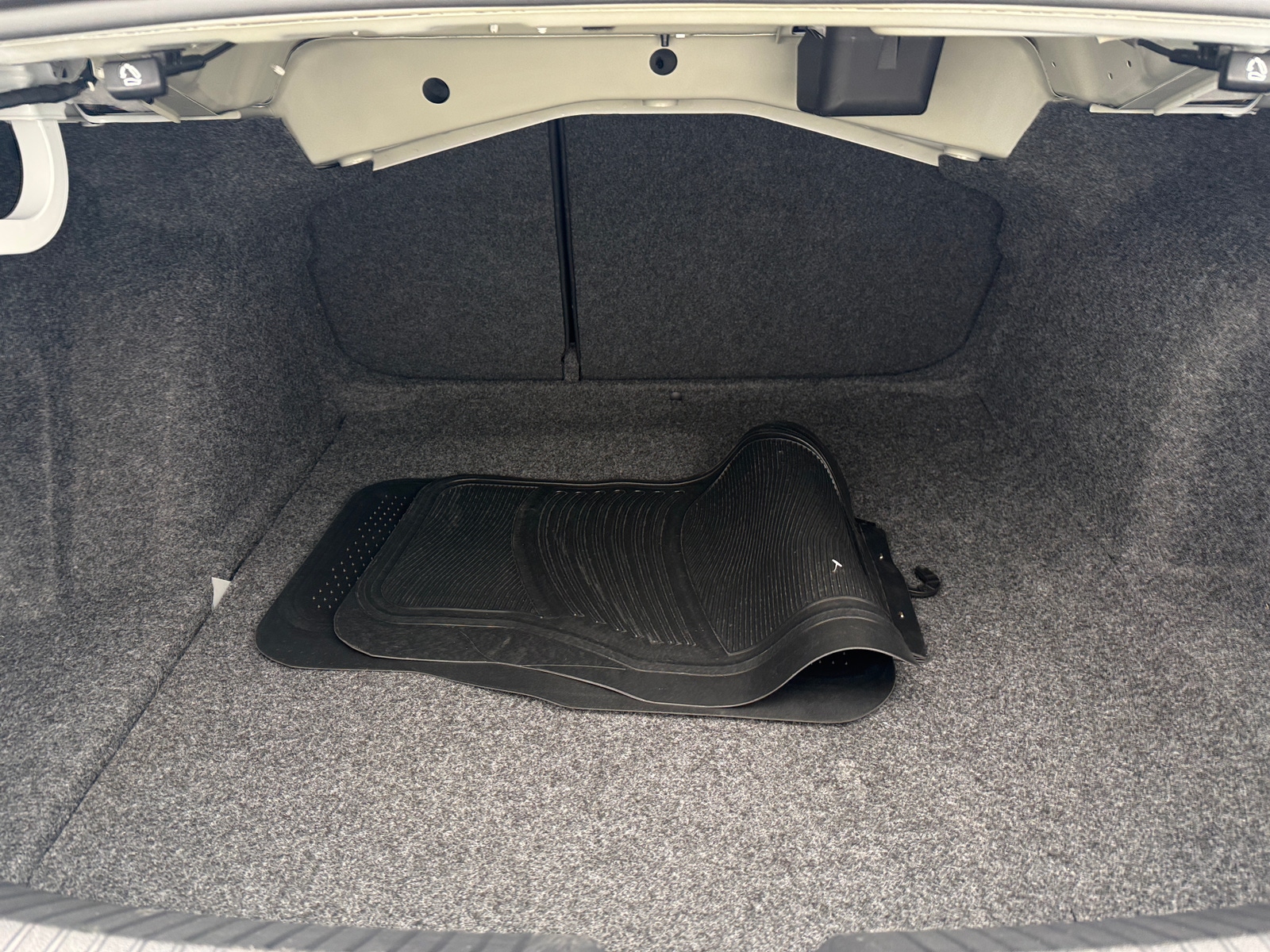 Thumbnail: 2025 Volkswagen Jetta - 7