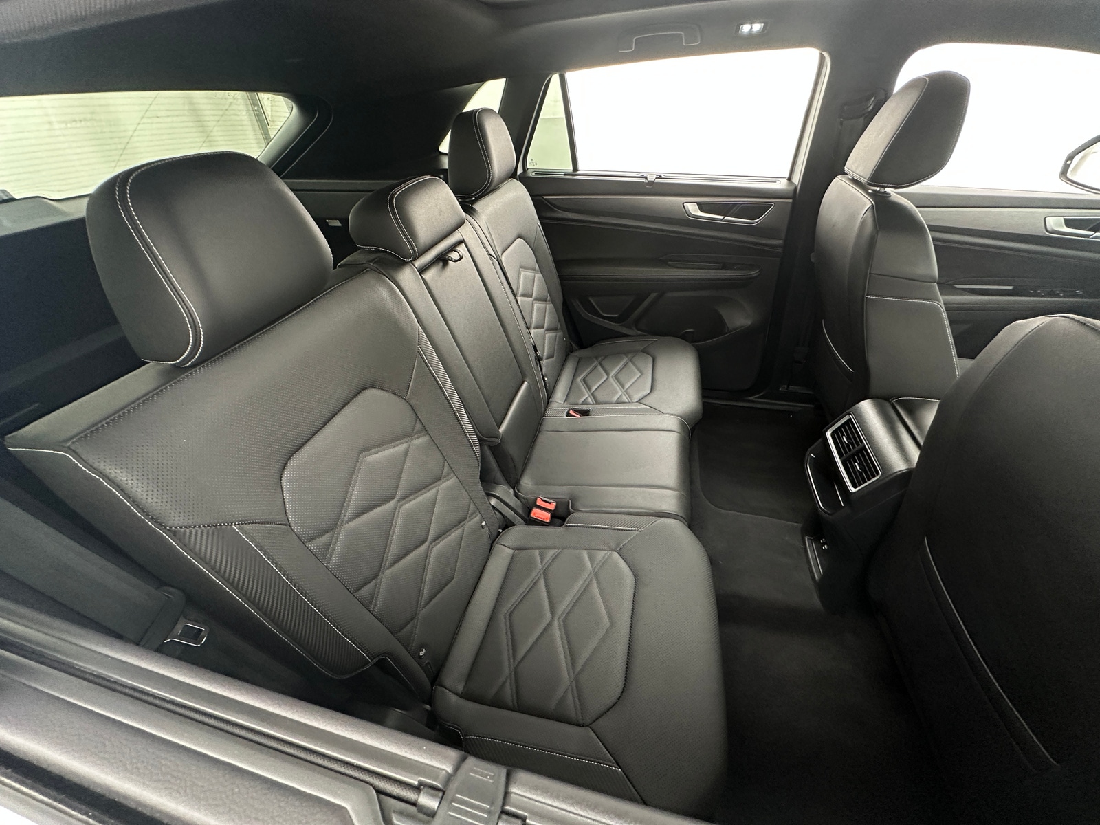 Thumbnail: 2025 Volkswagen Atlas - 5