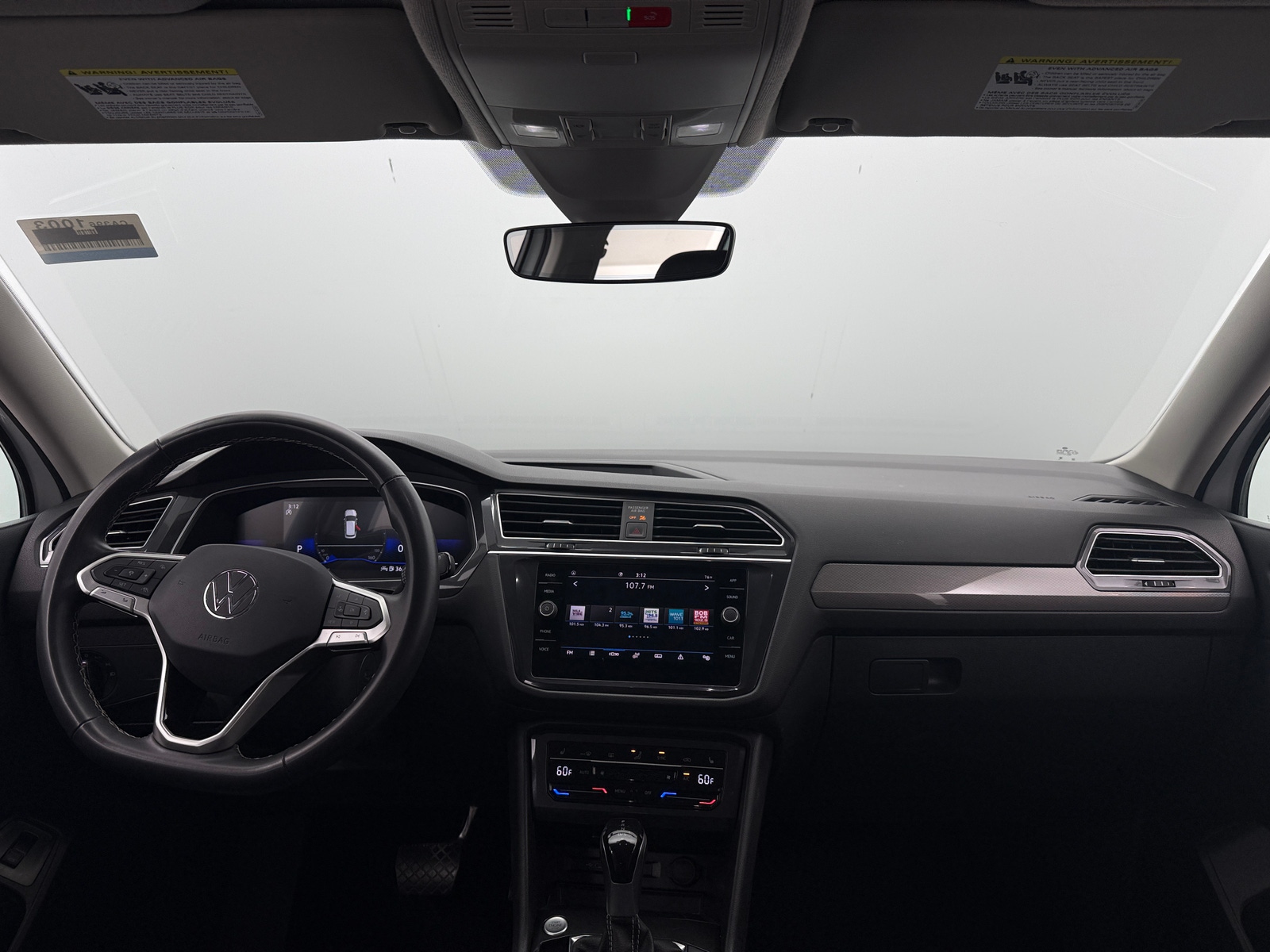 Thumbnail: 2024 Volkswagen Tiguan - 2