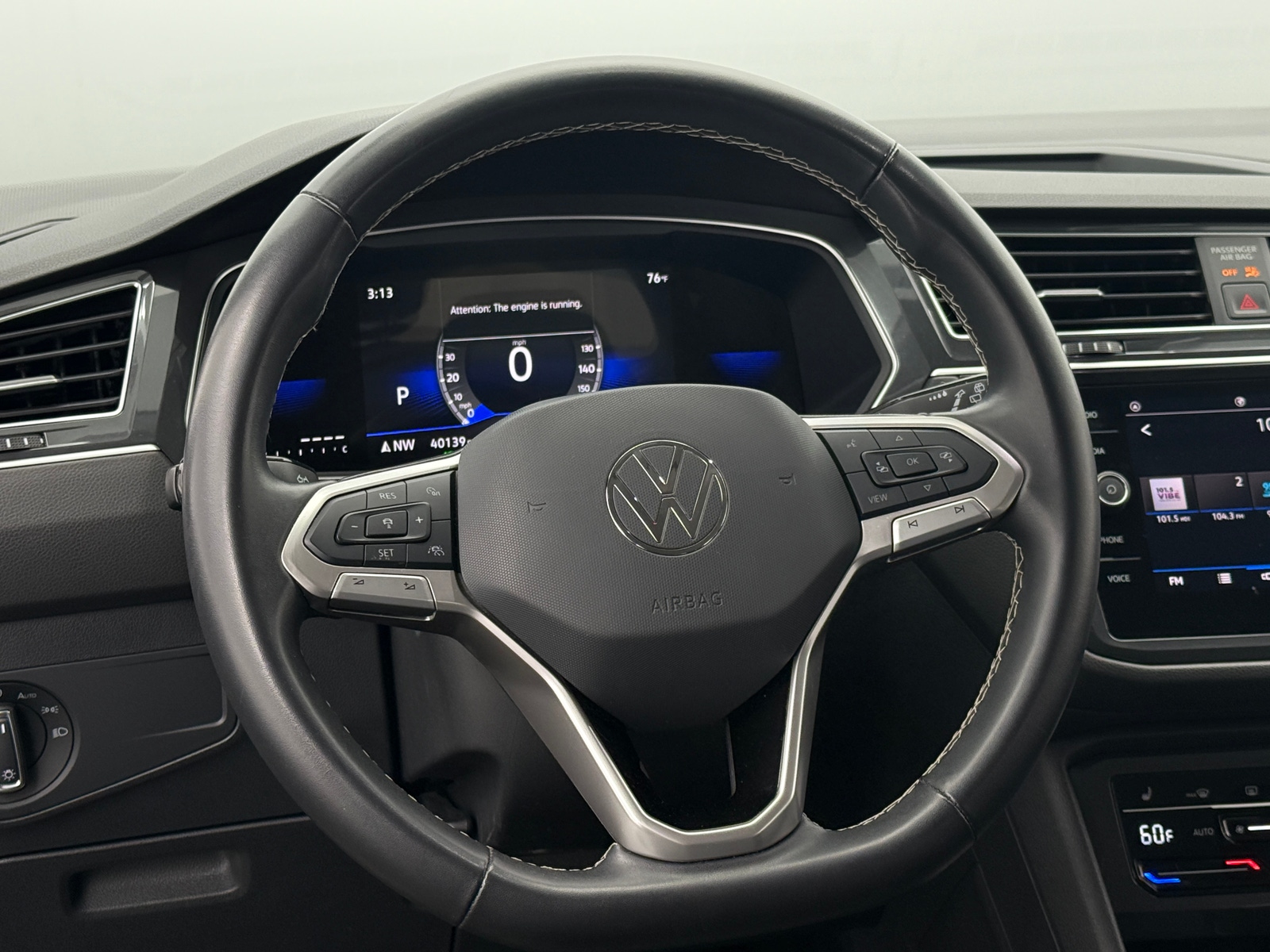 Thumbnail: 2024 Volkswagen Tiguan - 4