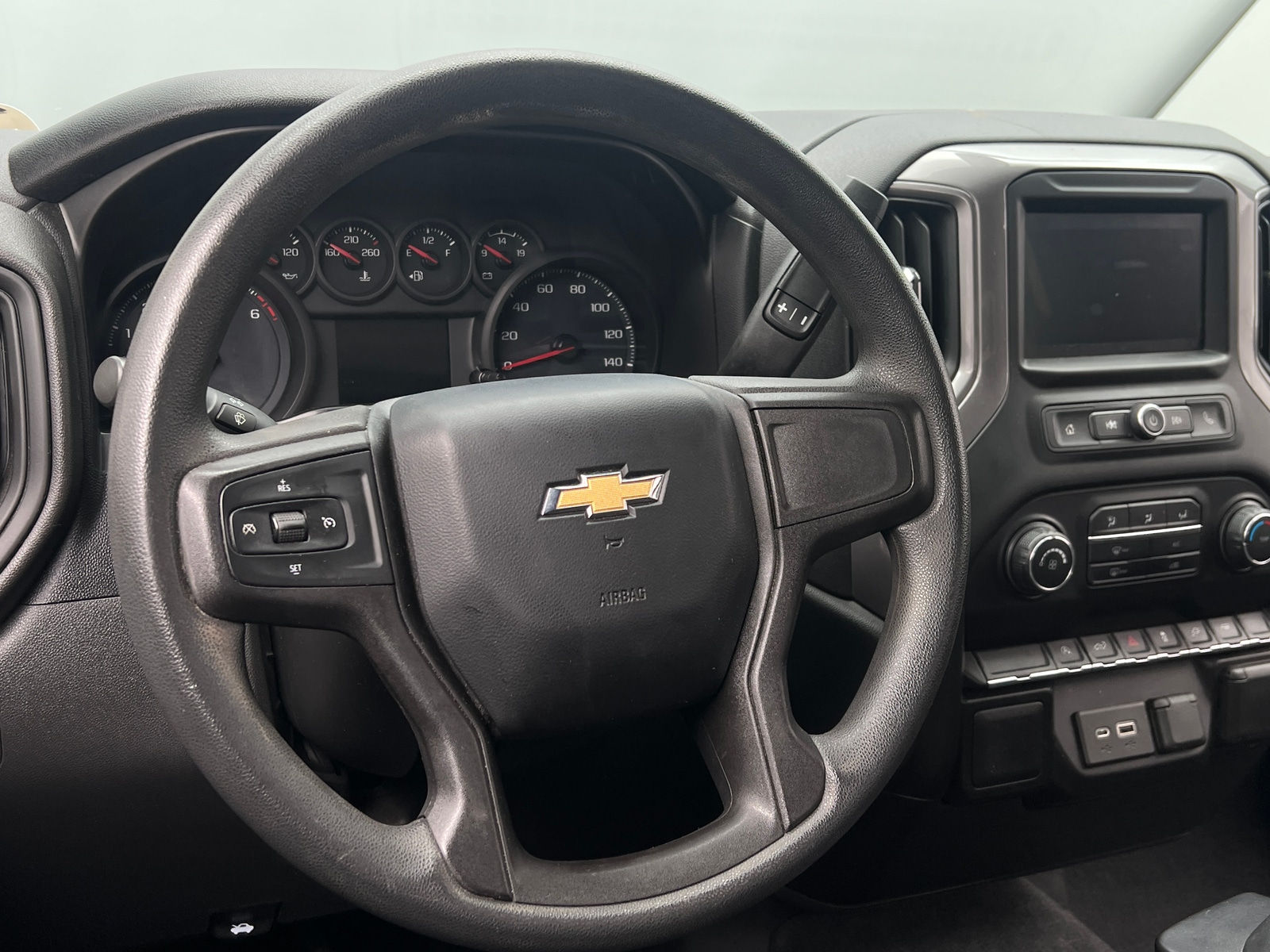 Thumbnail: 2021 Chevrolet Silverado 1500 - 5