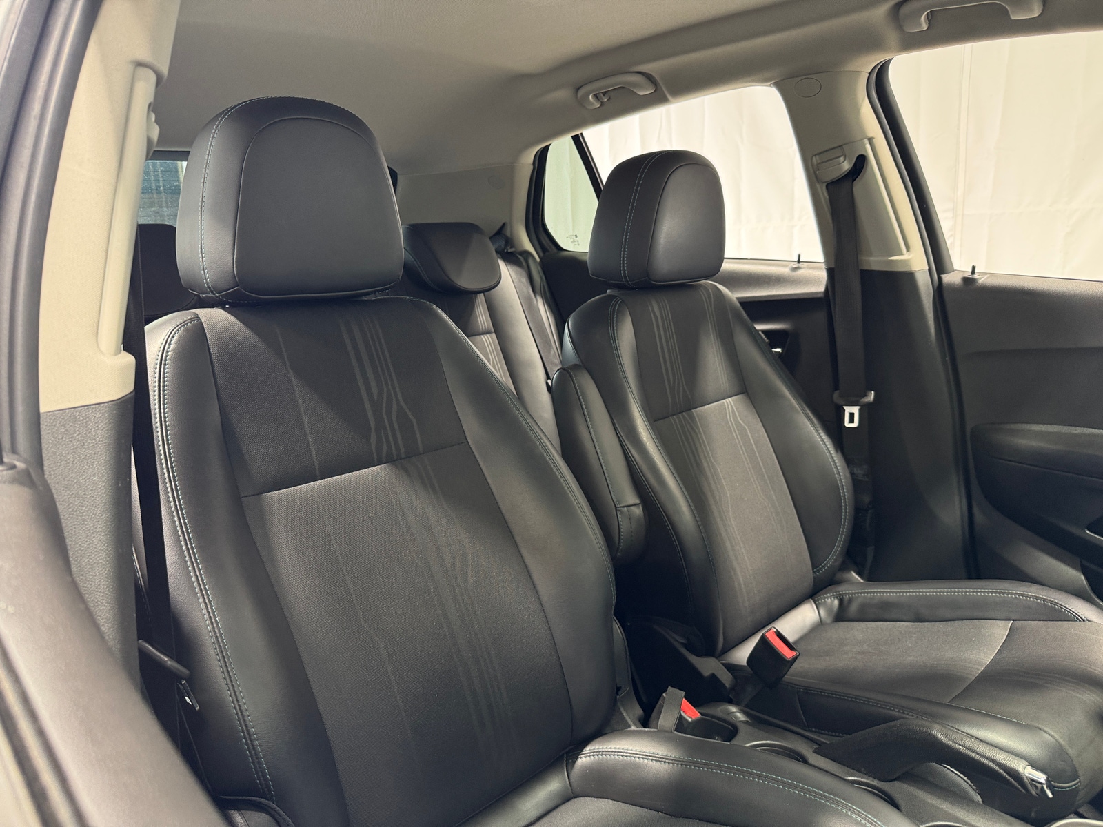 Thumbnail: 2016 Chevrolet Trax - 2