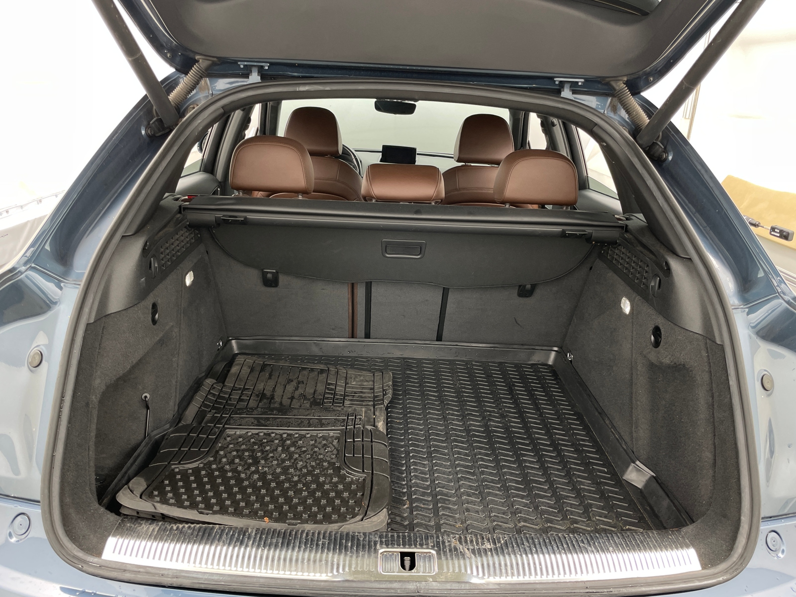 Thumbnail: 2018 Audi Q3 - 6